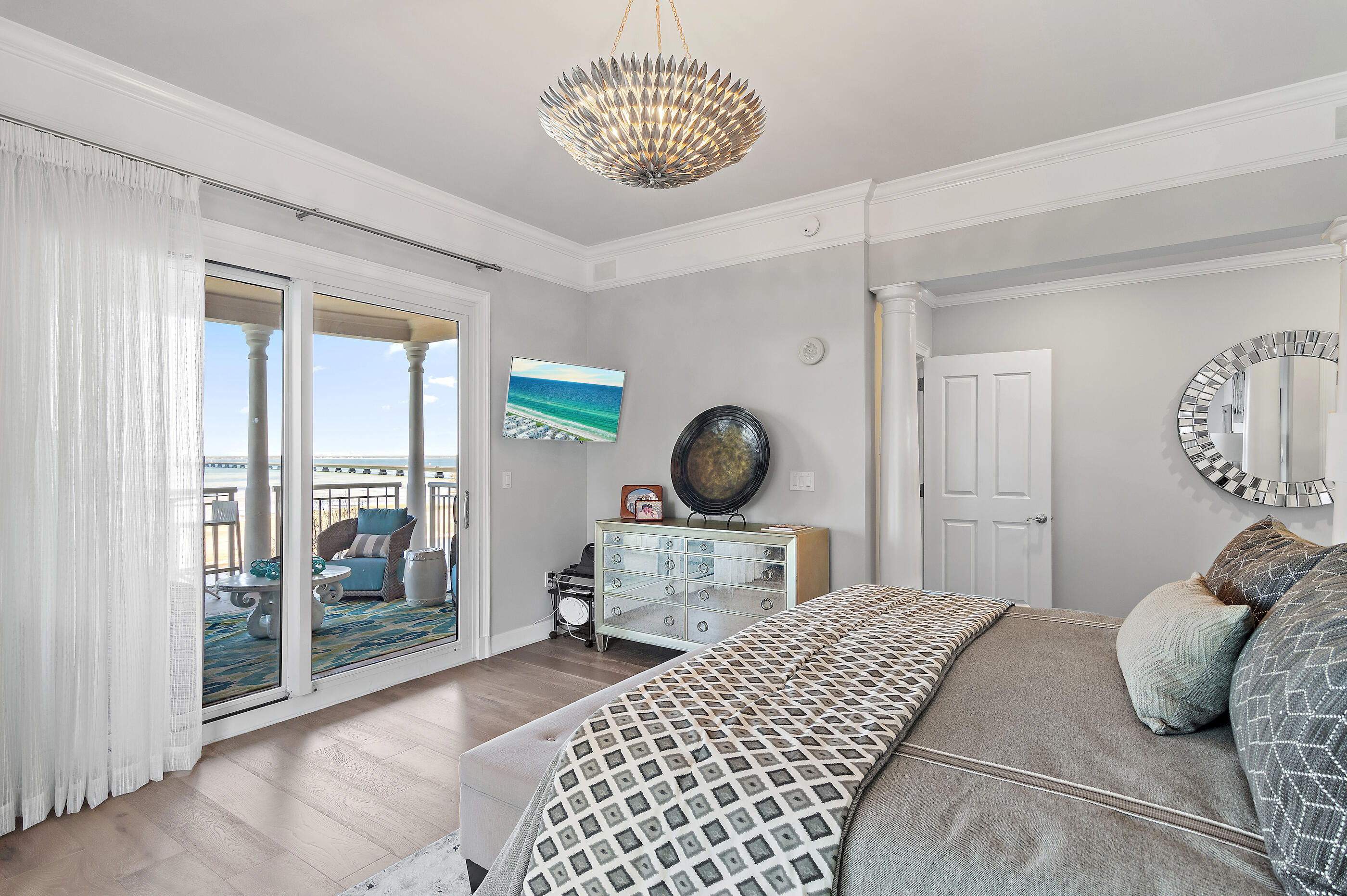 ONE WATER PLACE AT KELLY PLANTATION - Residential