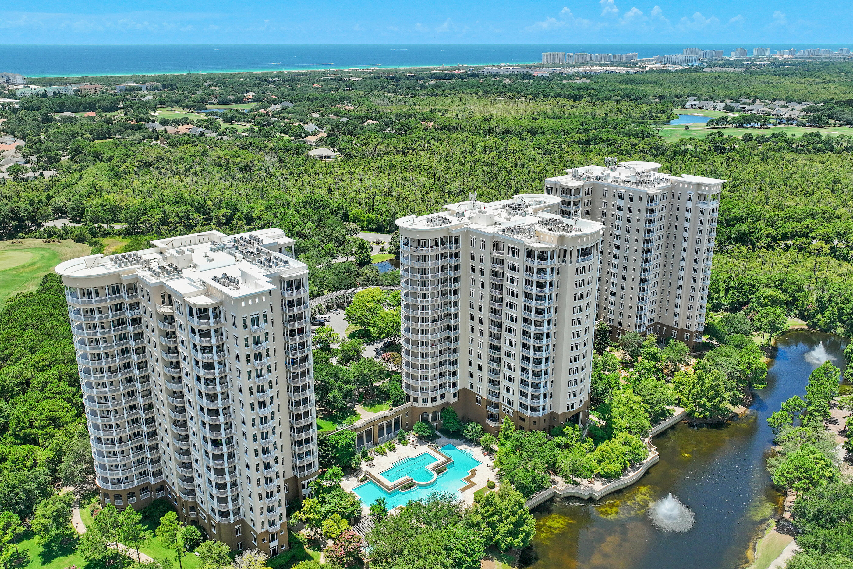 ONE WATER PLACE AT KELLY PLANTATION - Residential