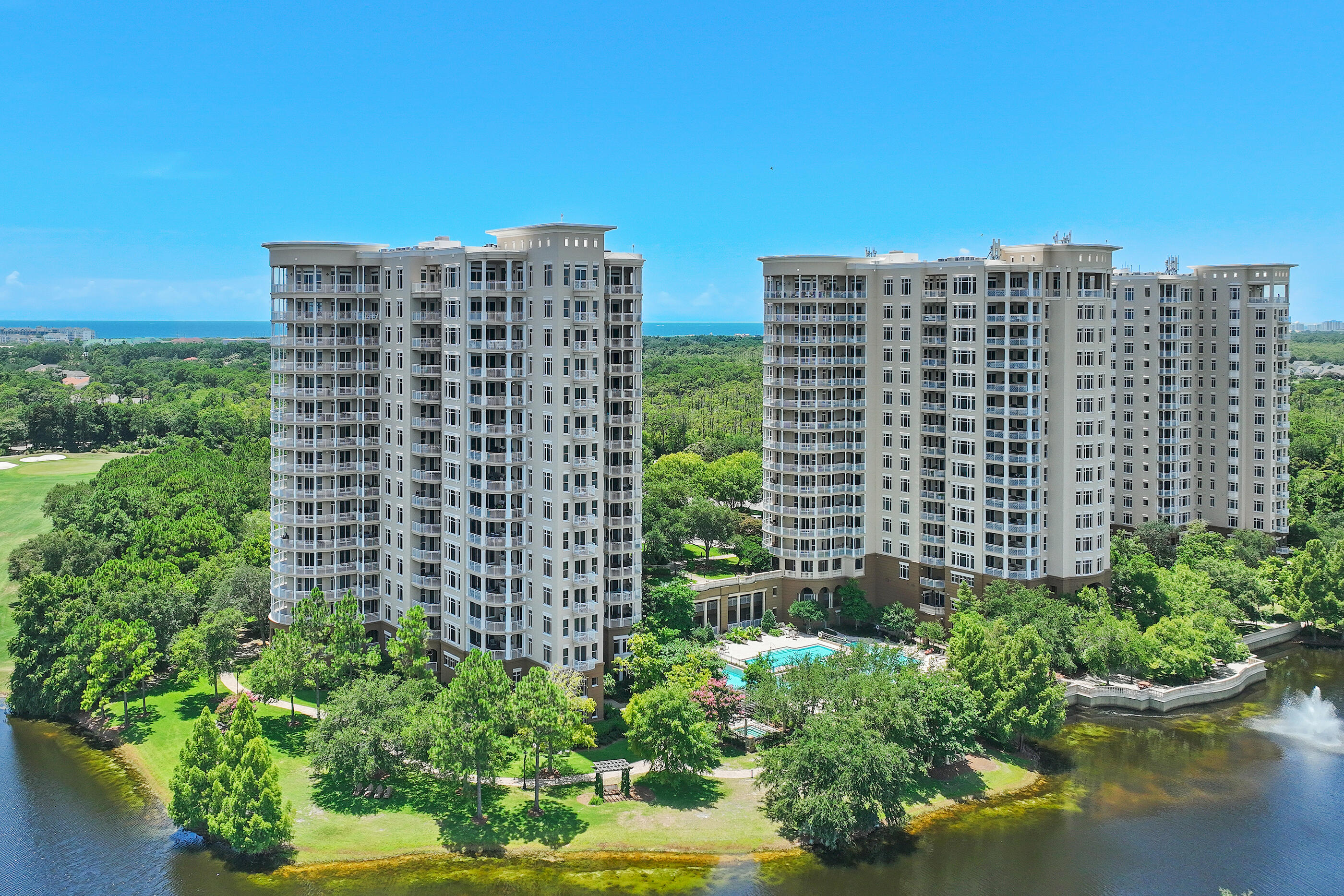 ONE WATER PLACE AT KELLY PLANTATION - Residential