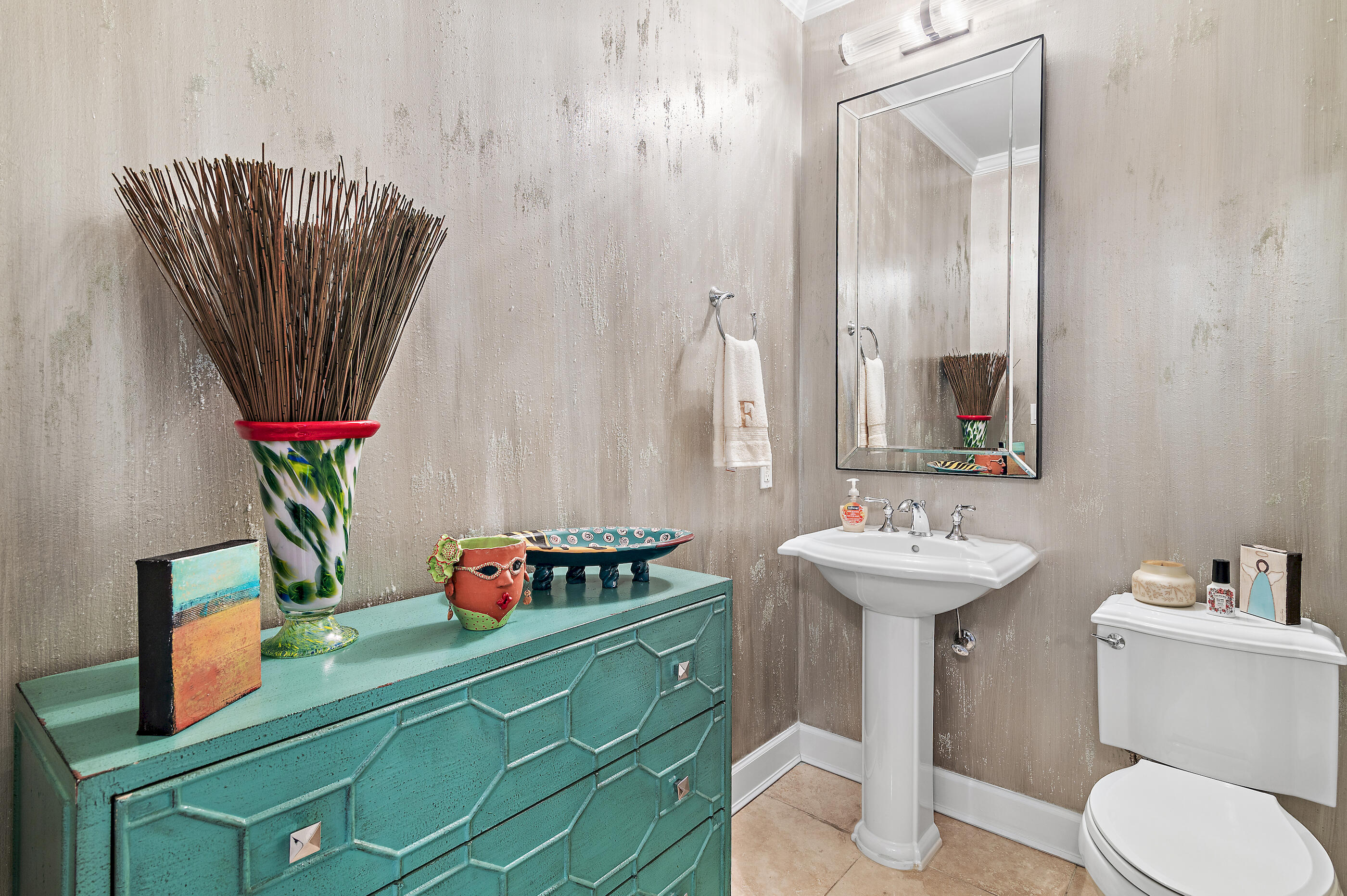 ONE WATER PLACE AT KELLY PLANTATION - Residential