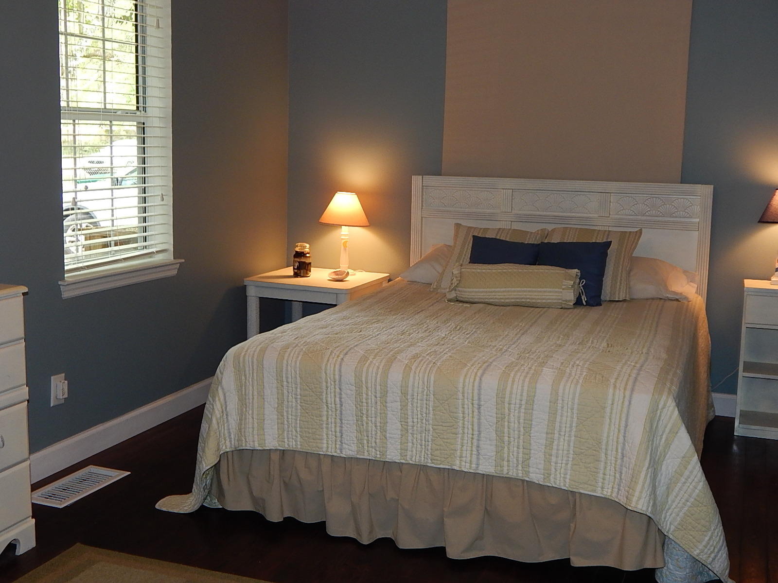 NO RECORDED SUBDIVISION - Residential