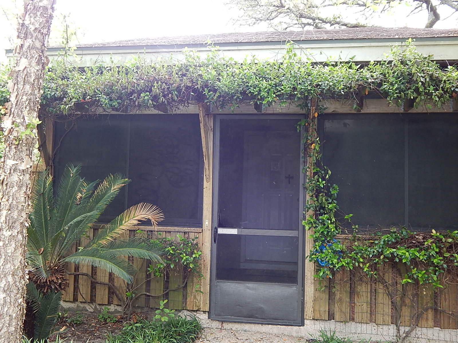 NO RECORDED SUBDIVISION - Residential