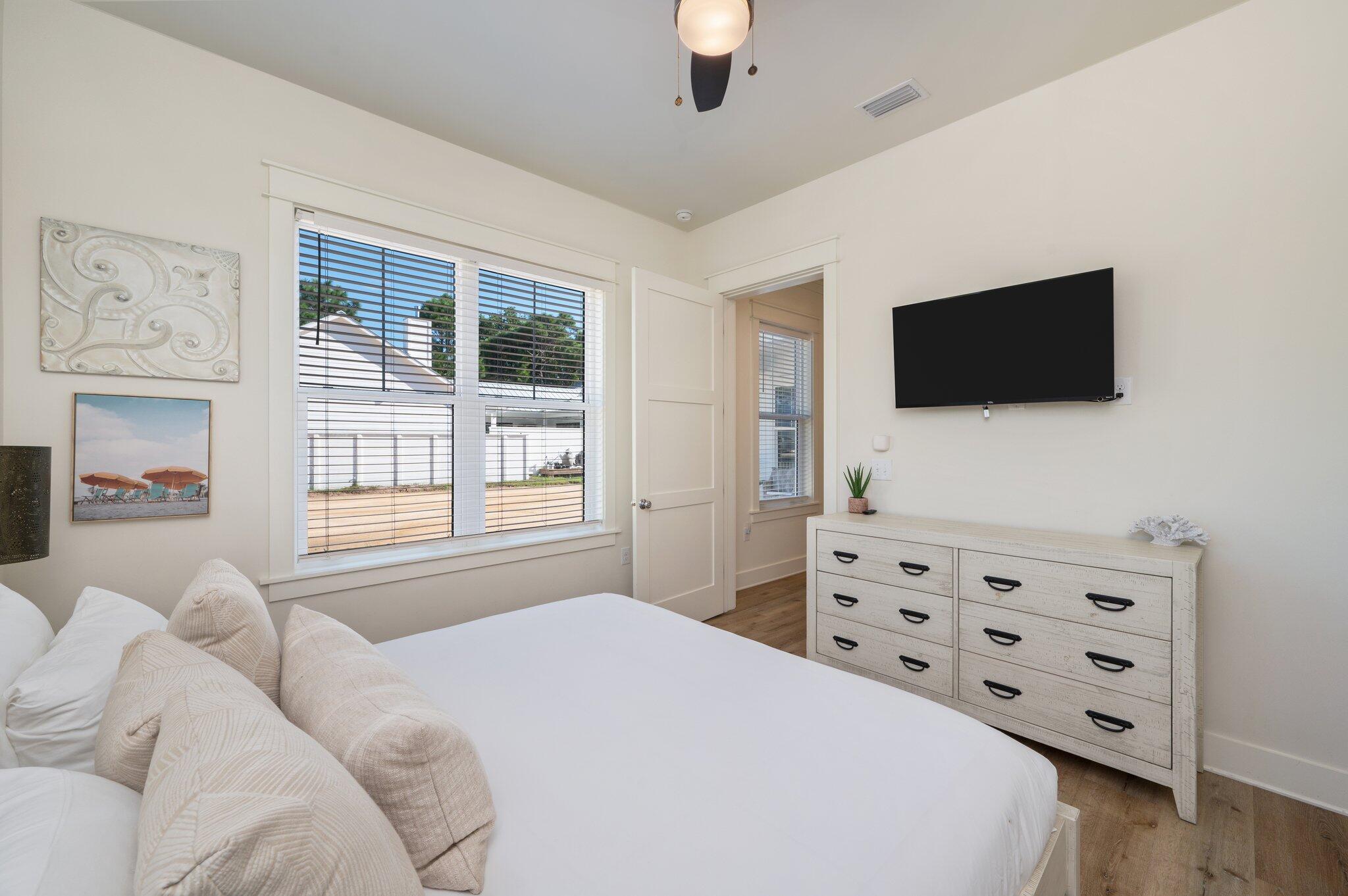GULF SHORE MANOR - Residential