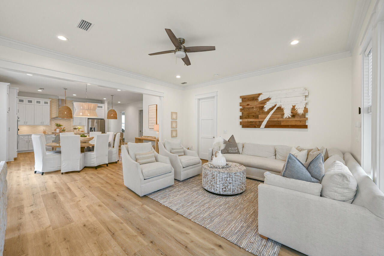 GULF SHORE MANOR - Residential