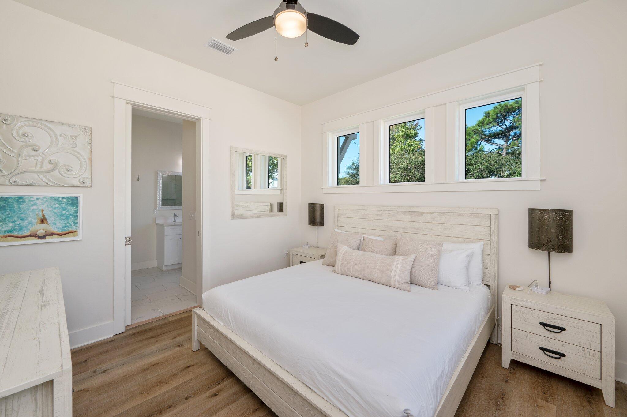 GULF SHORE MANOR - Residential