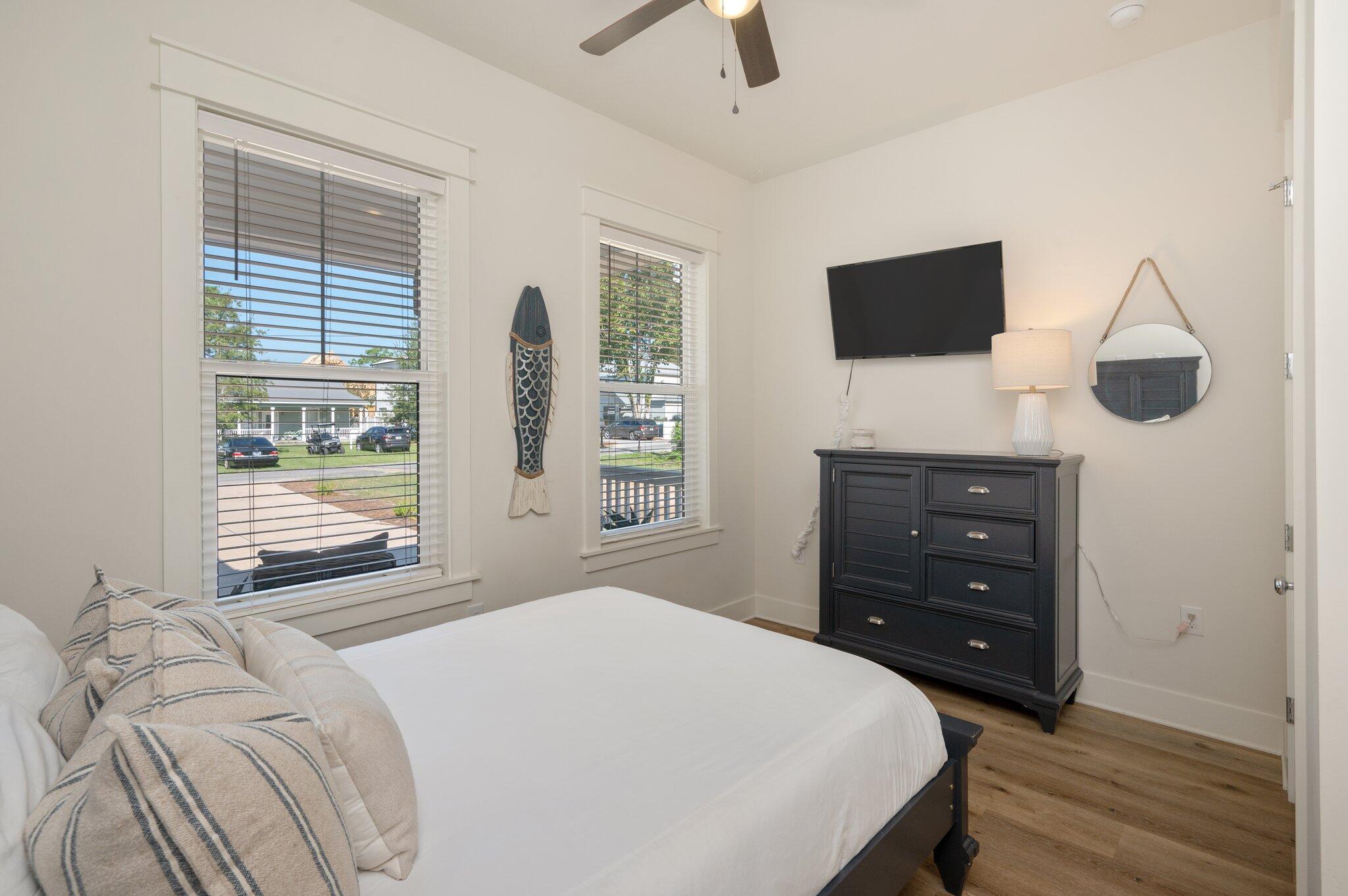 GULF SHORE MANOR - Residential