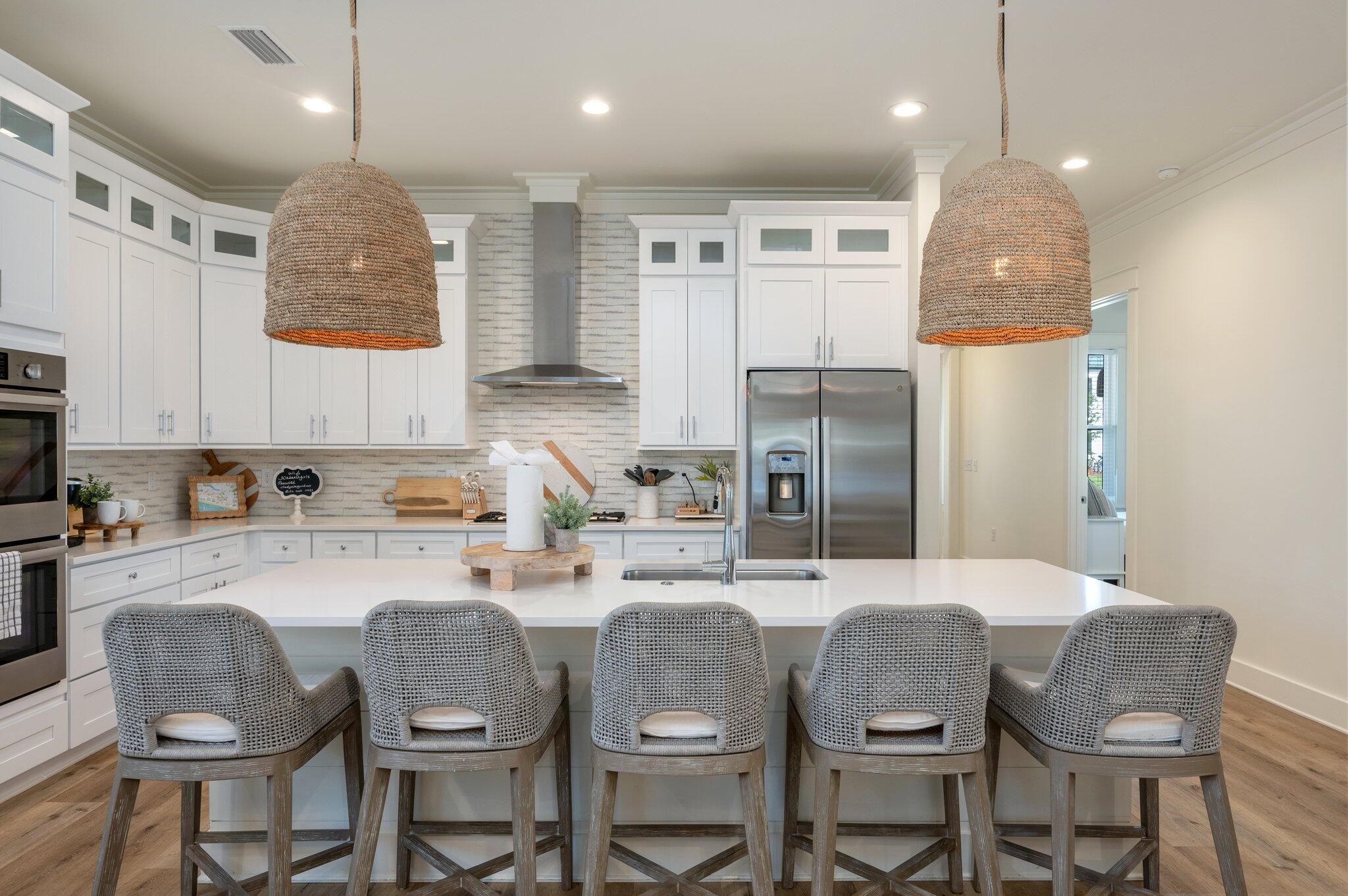 GULF SHORE MANOR - Residential