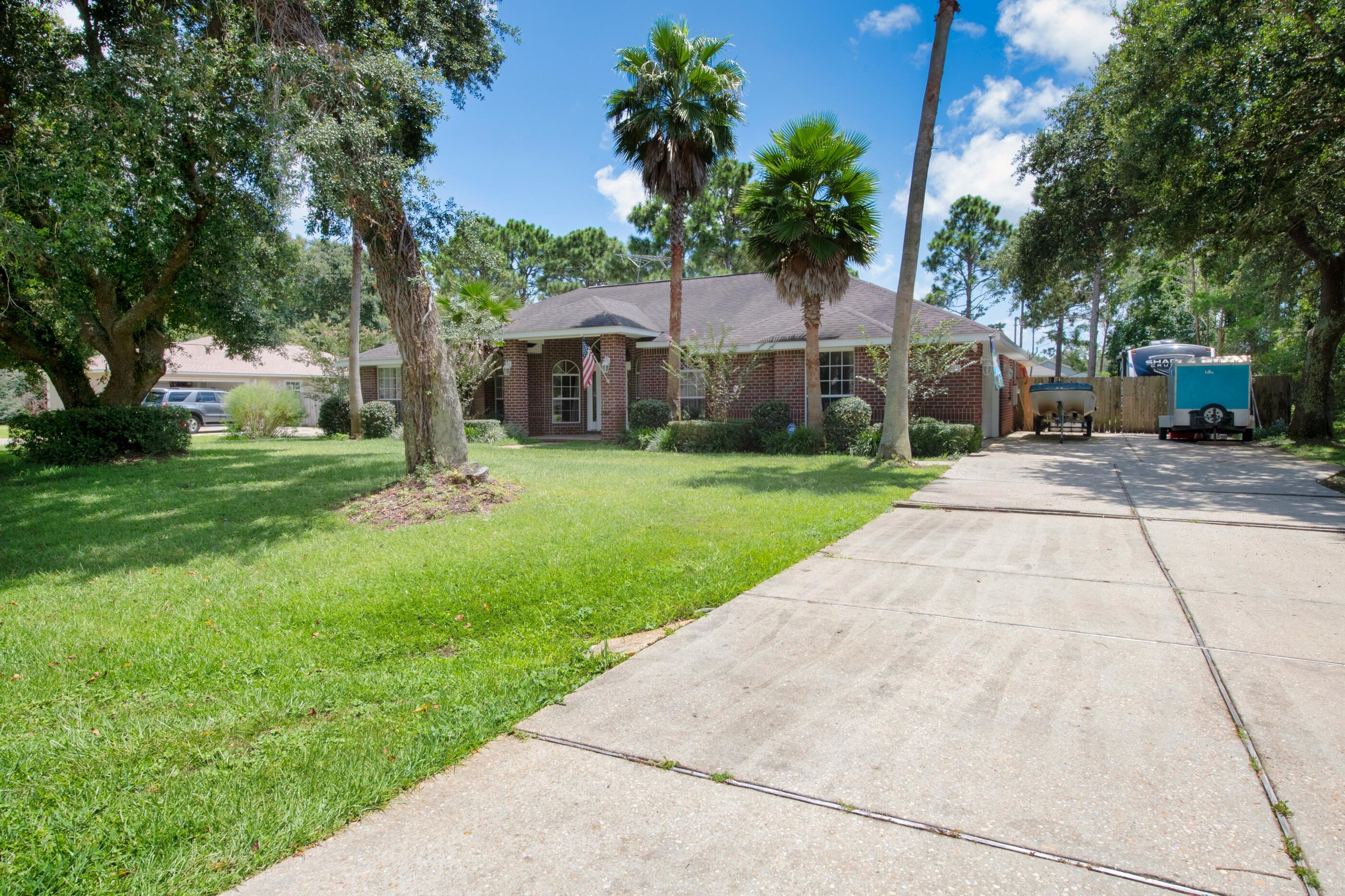 HOLLEY BY THE SEA - Residential