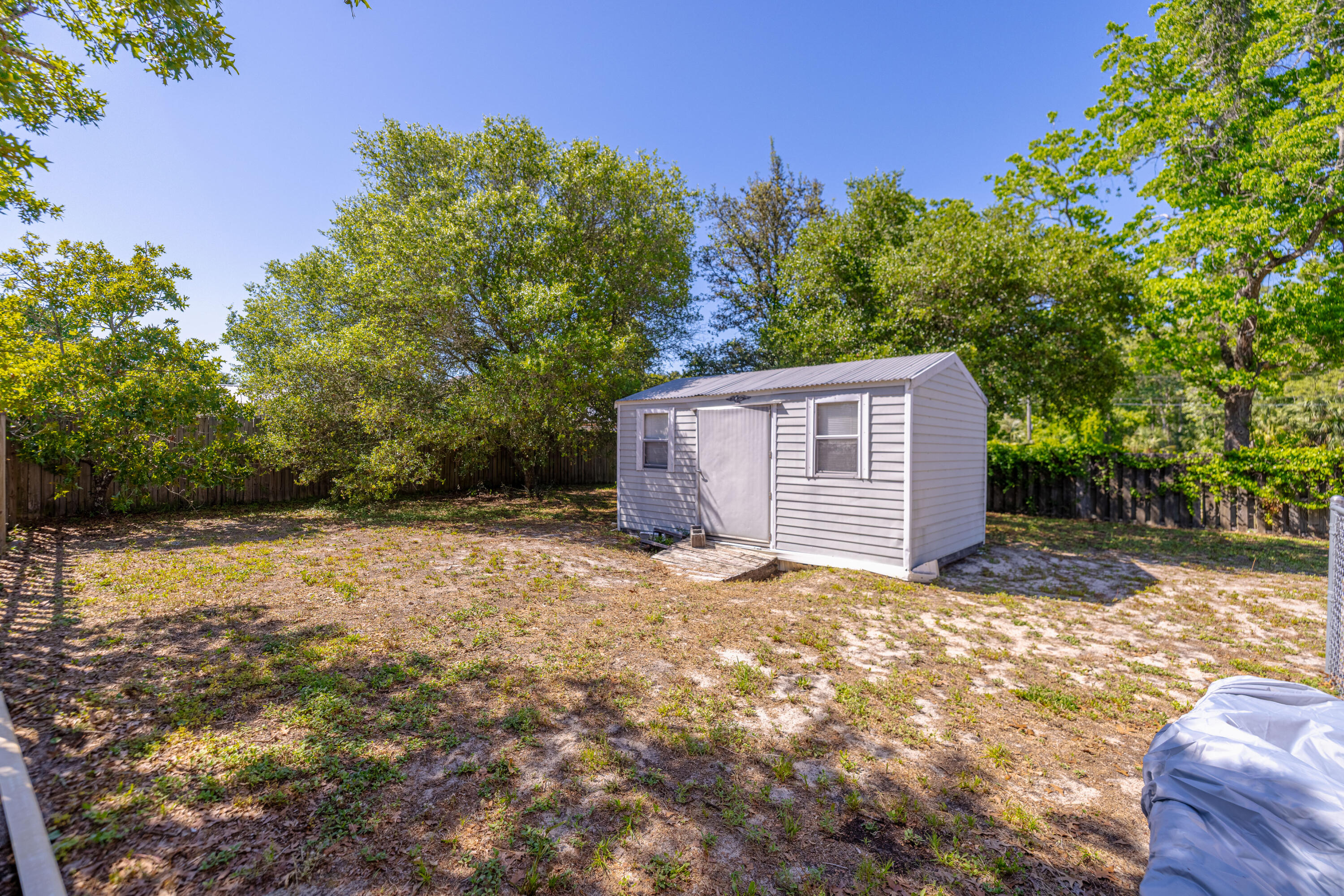 SAND DOLLAR ESTATES - Residential