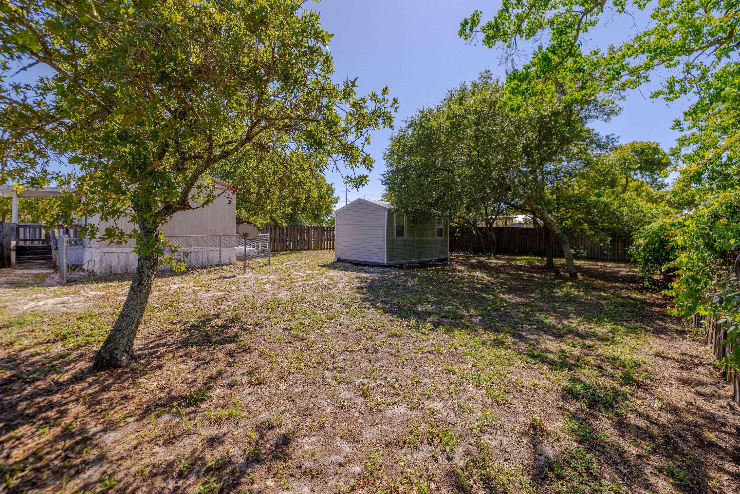 SAND DOLLAR ESTATES - Residential