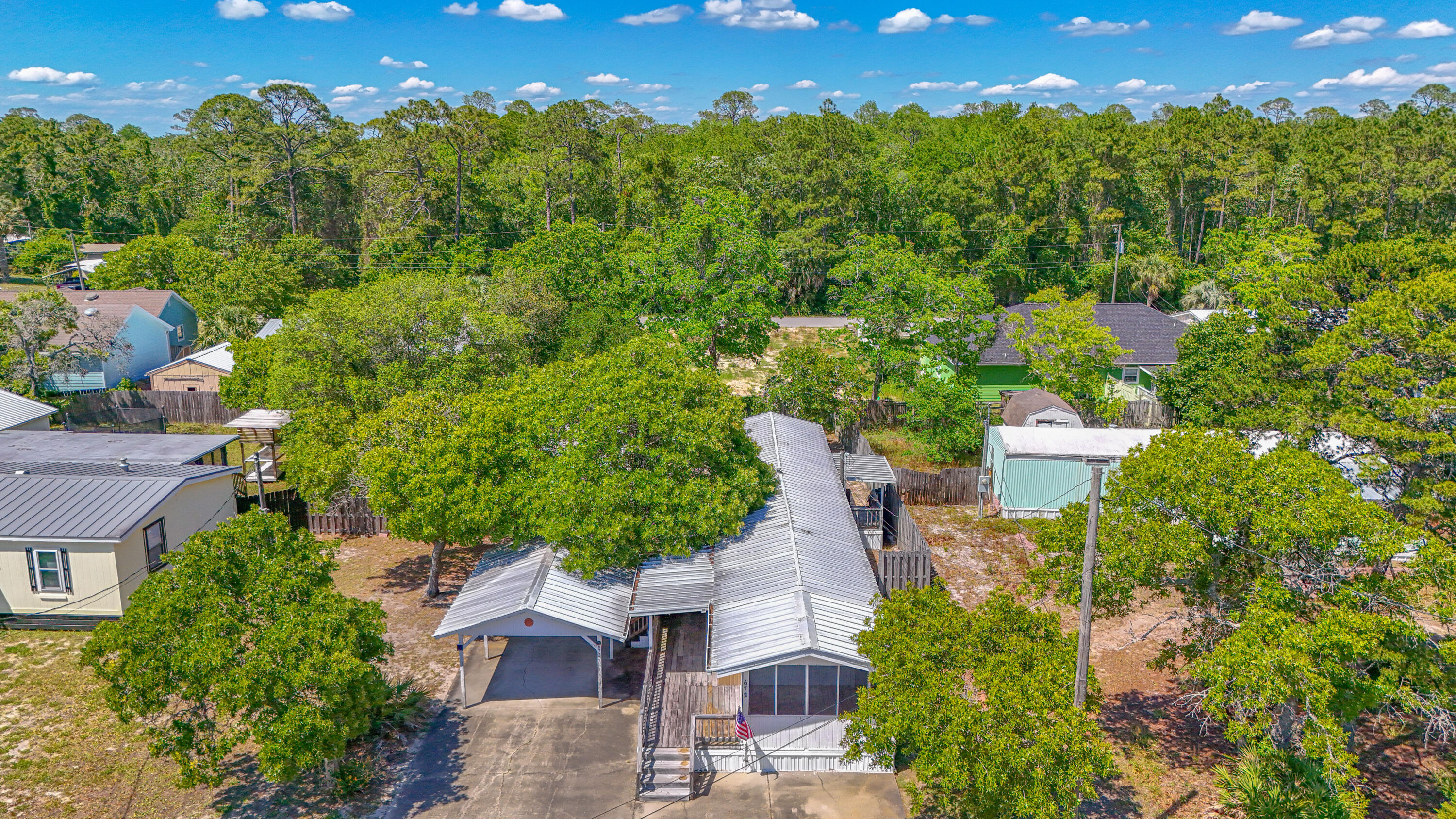 SAND DOLLAR ESTATES - Residential