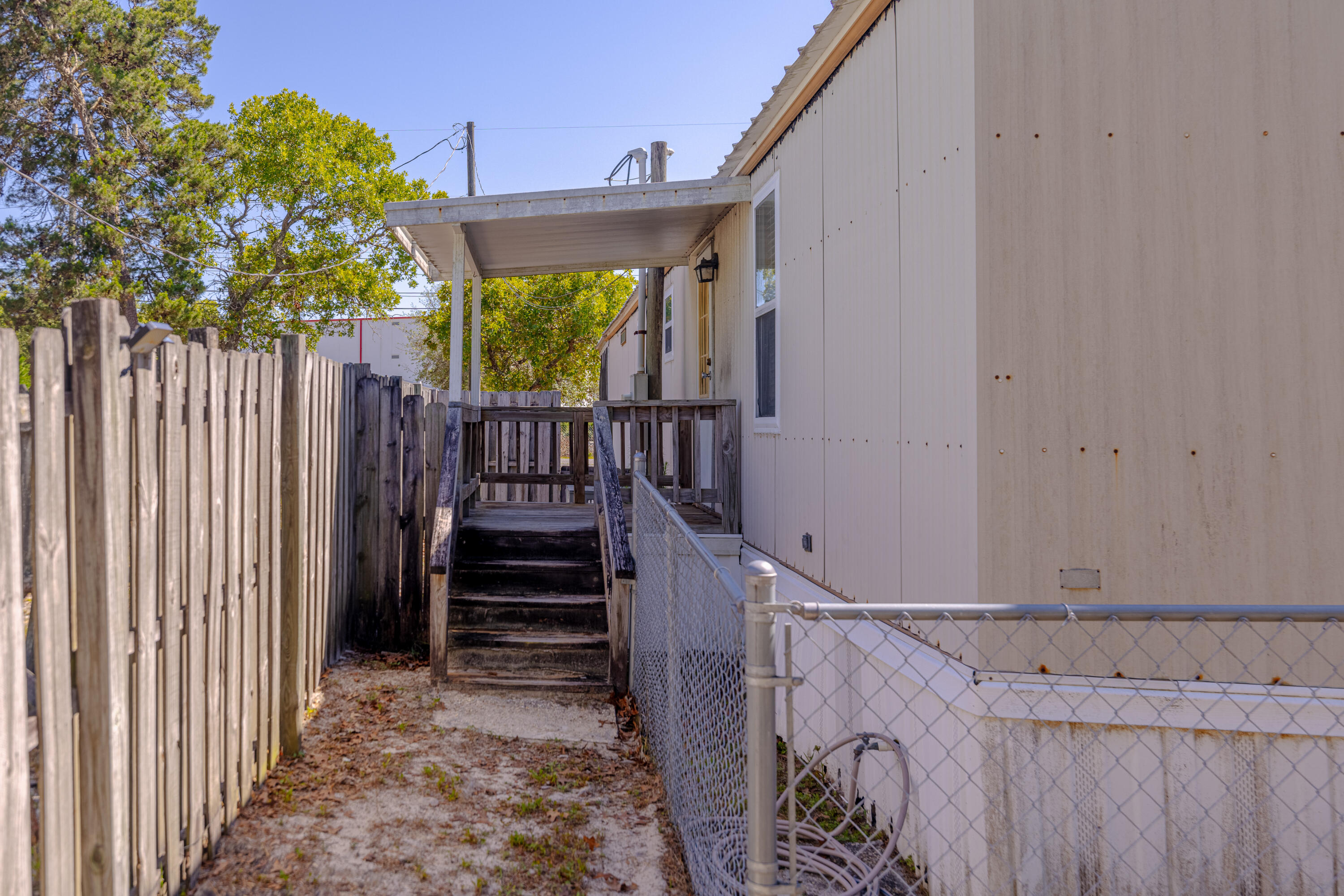 SAND DOLLAR ESTATES - Residential