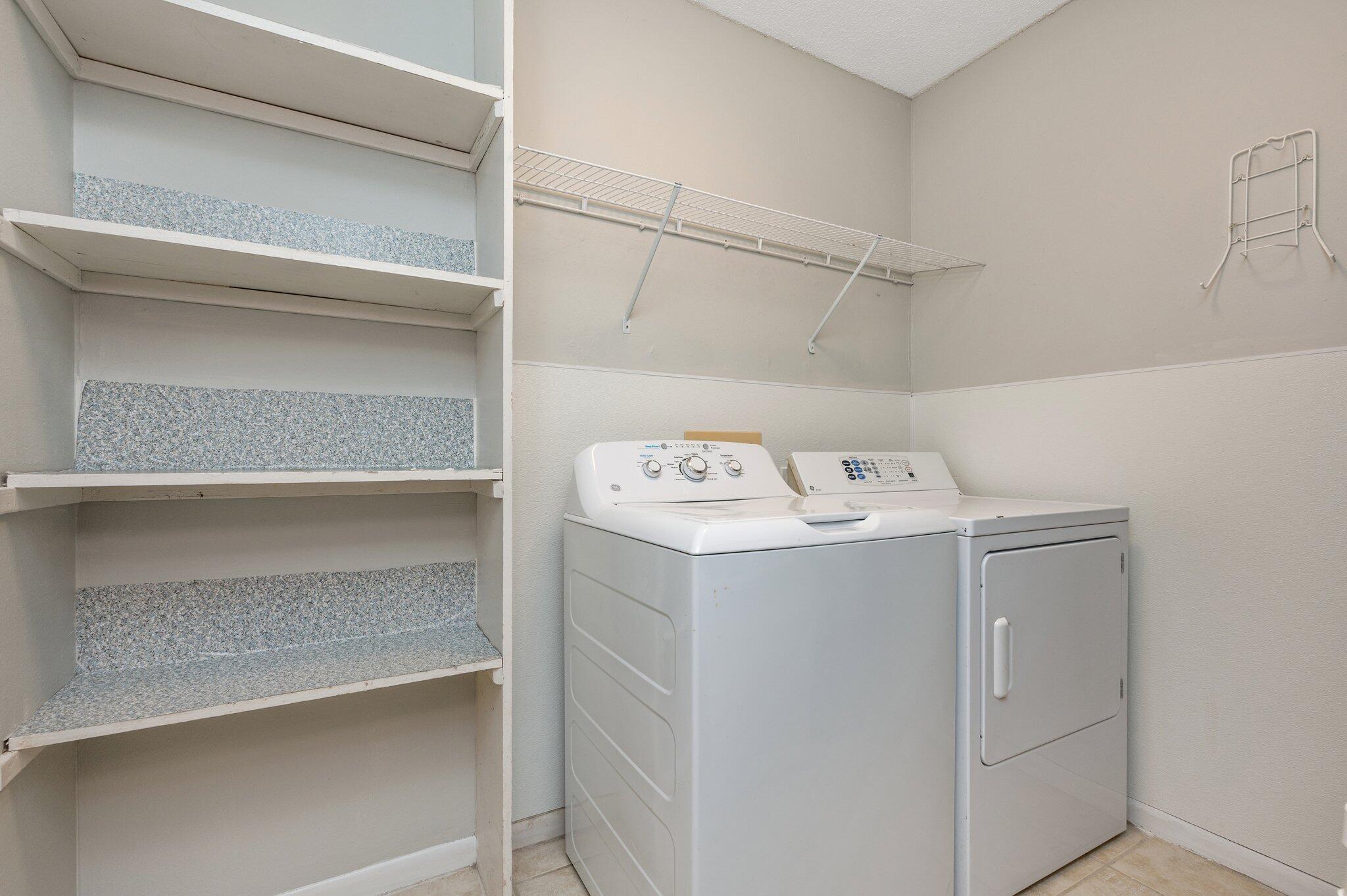 VIKING MANOR PH 1 - Residential