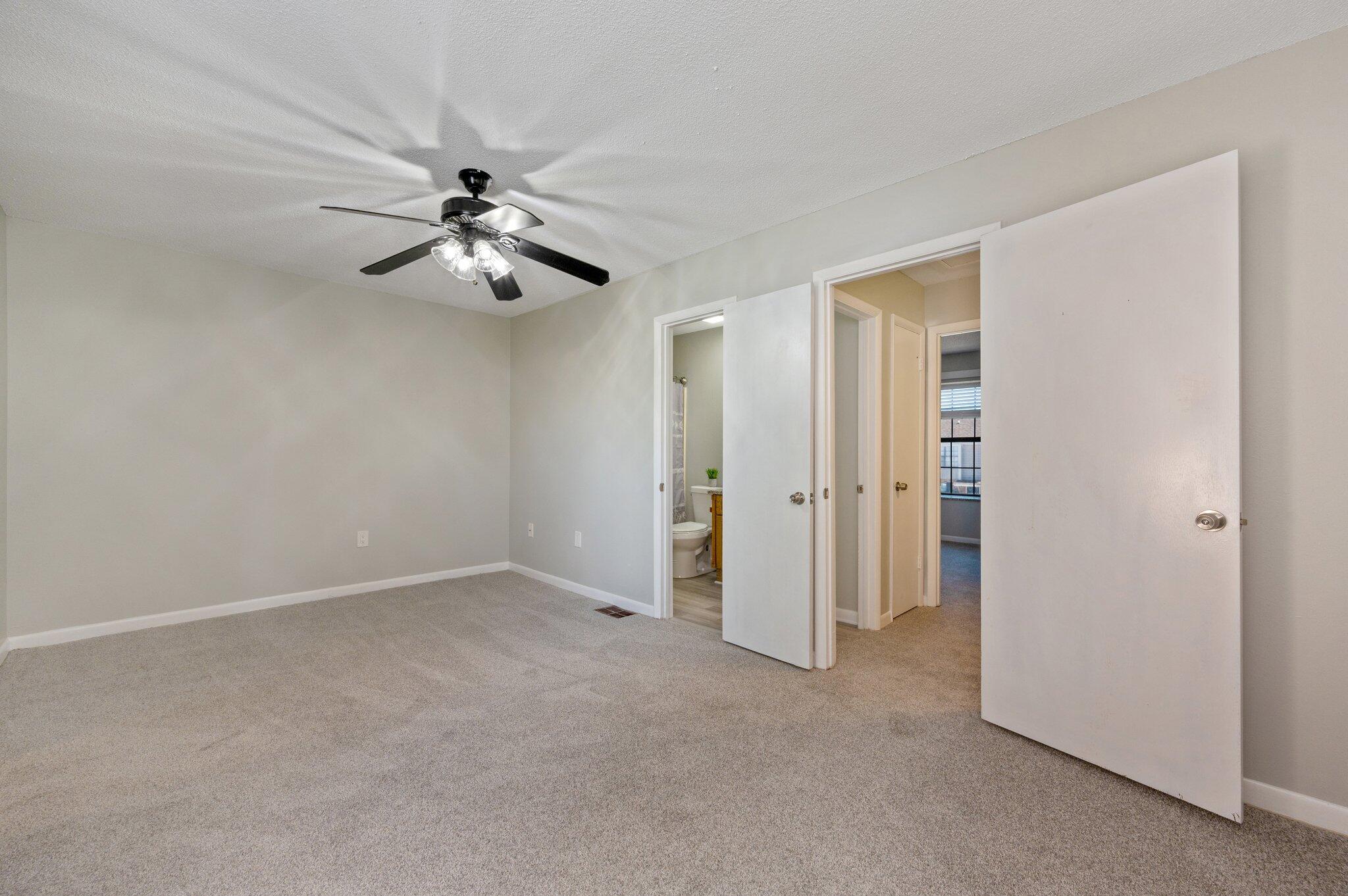 VIKING MANOR PH 1 - Residential