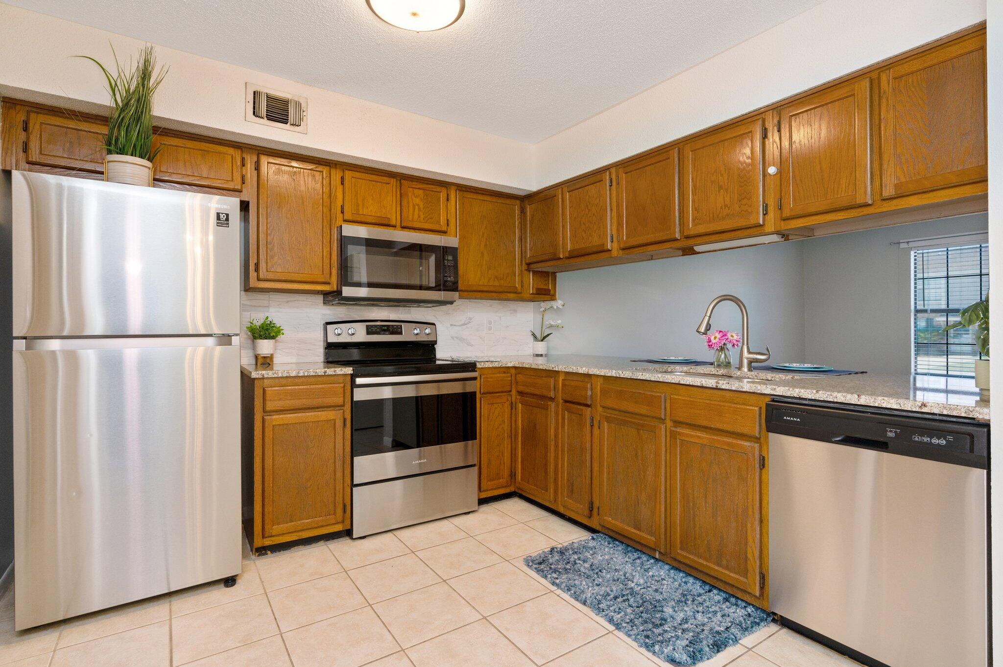 VIKING MANOR PH 1 - Residential