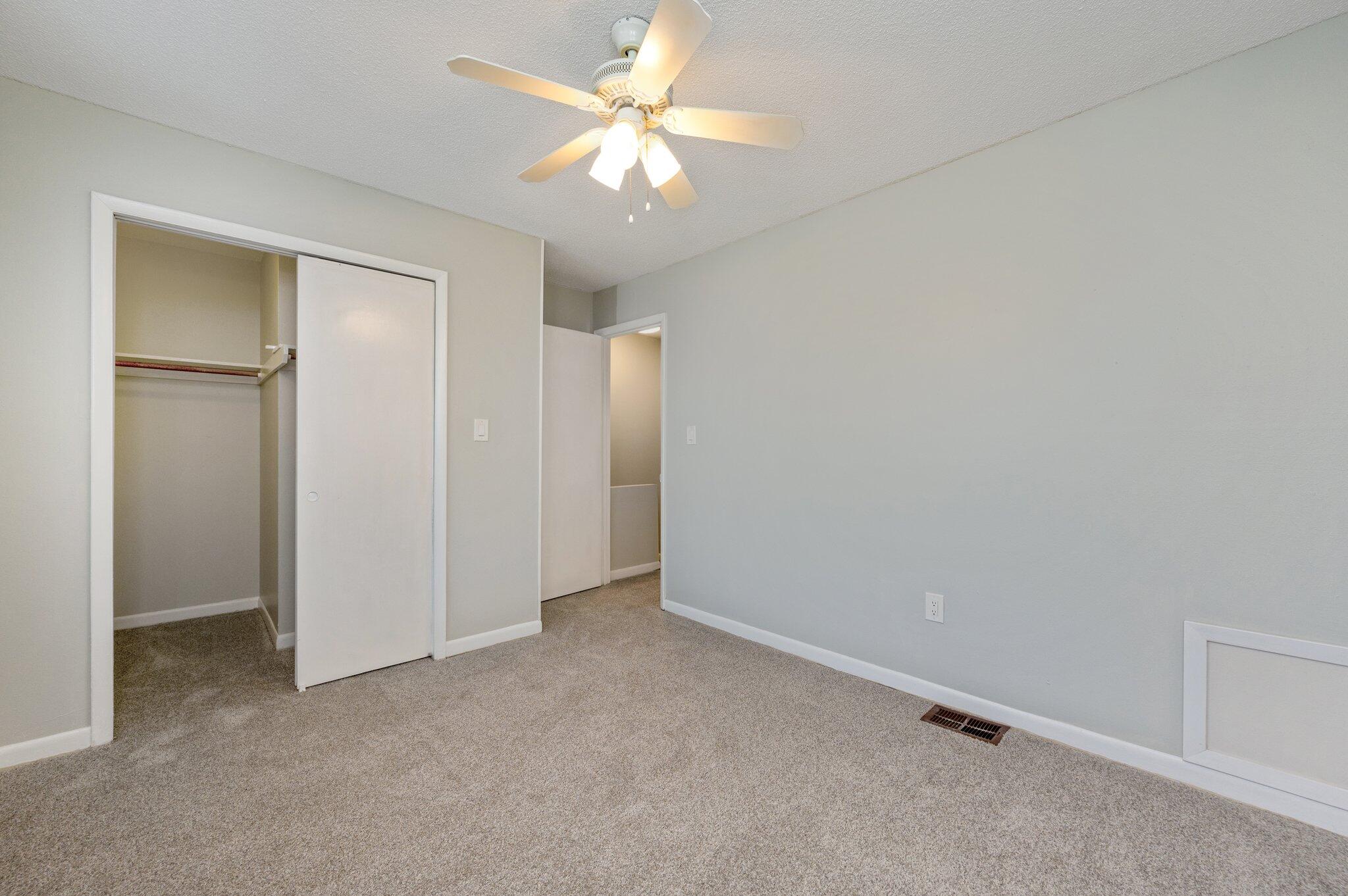 VIKING MANOR PH 1 - Residential