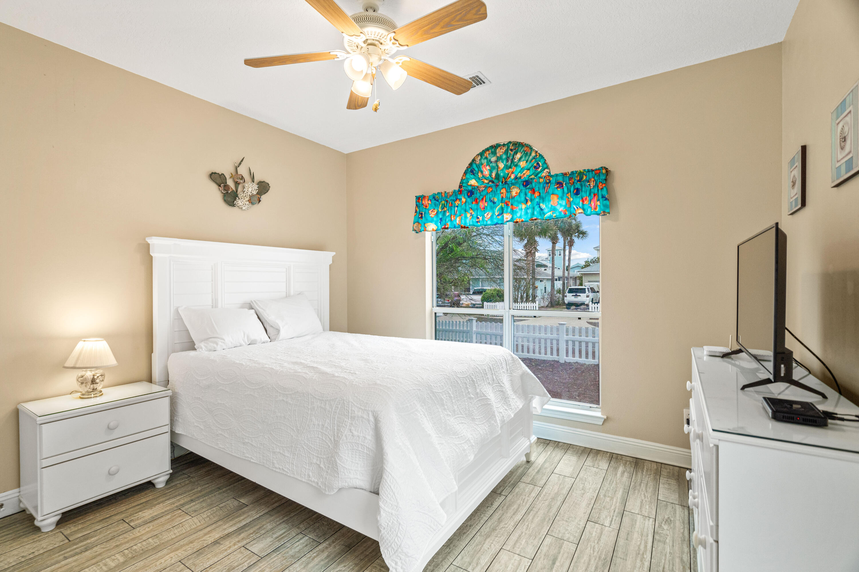 Crystal Beach Cottages Ph II - Residential