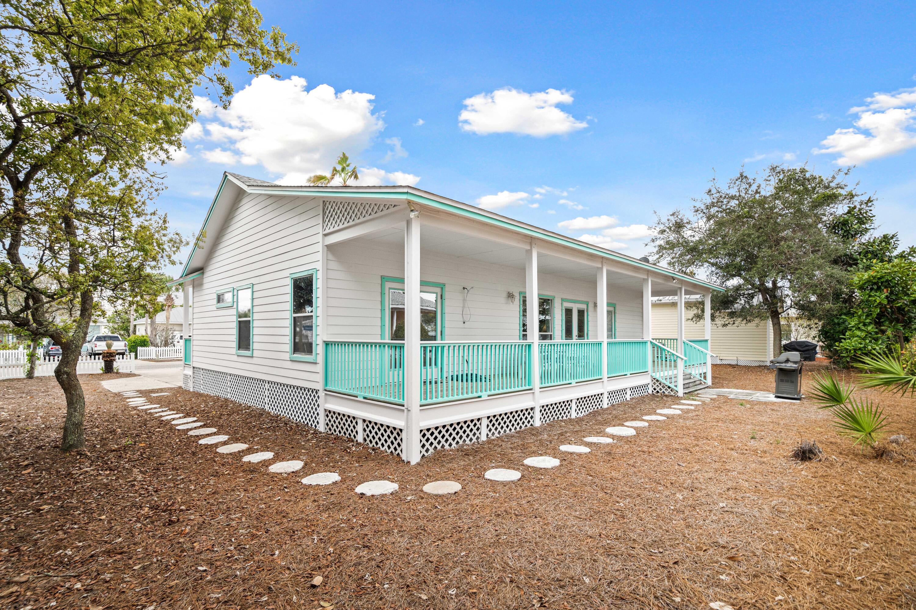 Crystal Beach Cottages Ph II - Residential