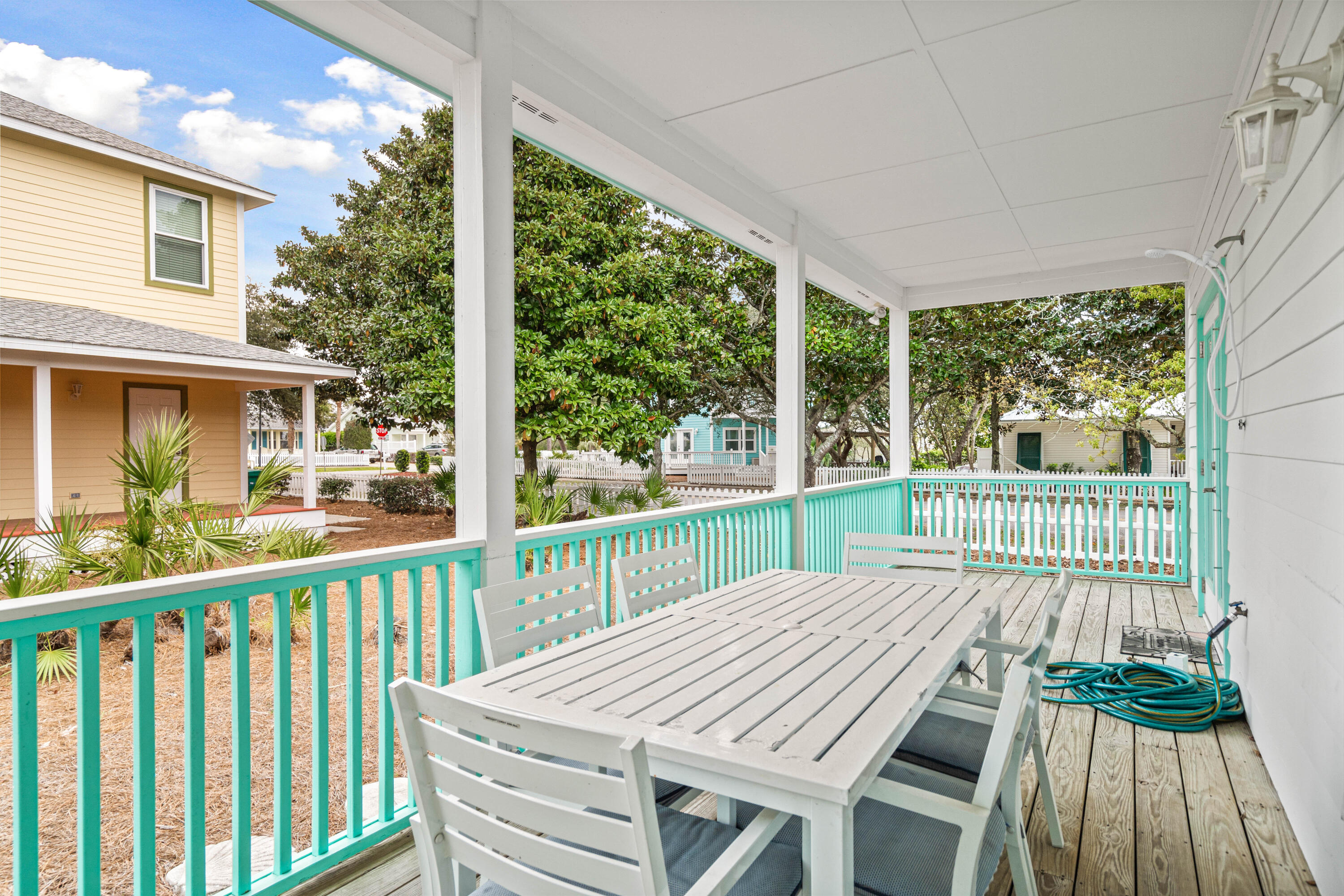 Crystal Beach Cottages Ph II - Residential