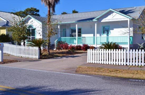 Crystal Beach Cottages Ph II - Residential