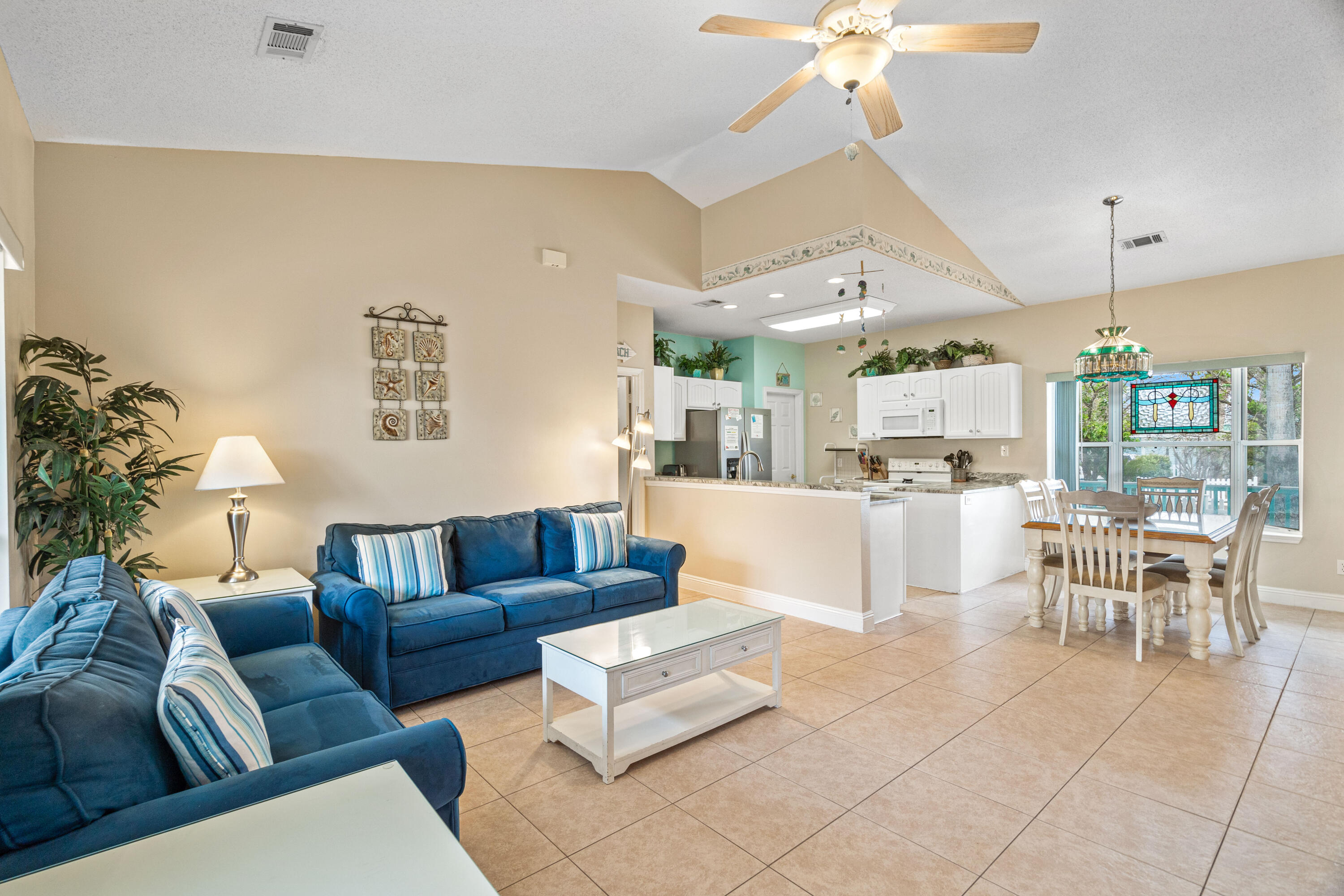 Crystal Beach Cottages Ph II - Residential