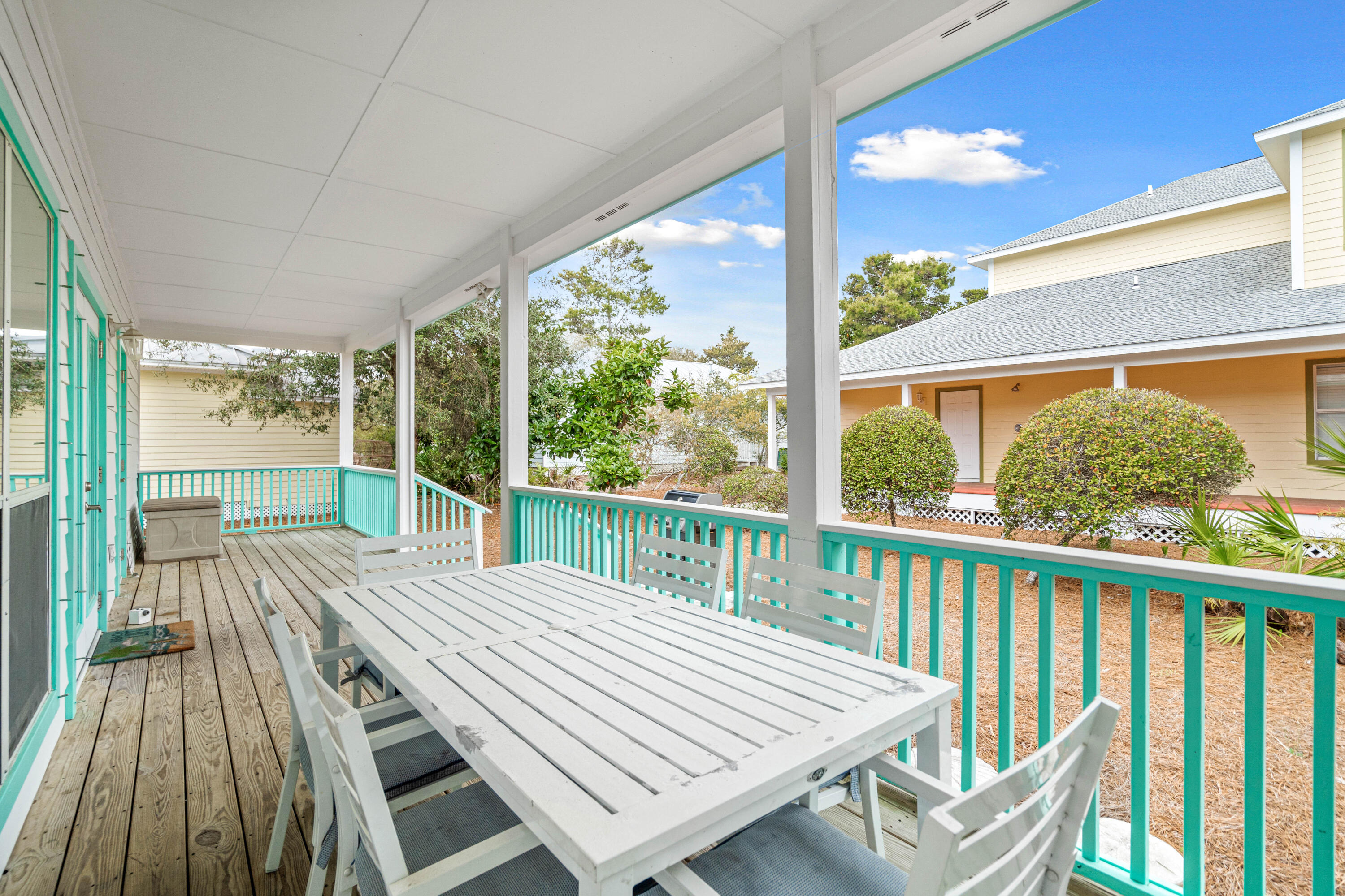 Crystal Beach Cottages Ph II - Residential