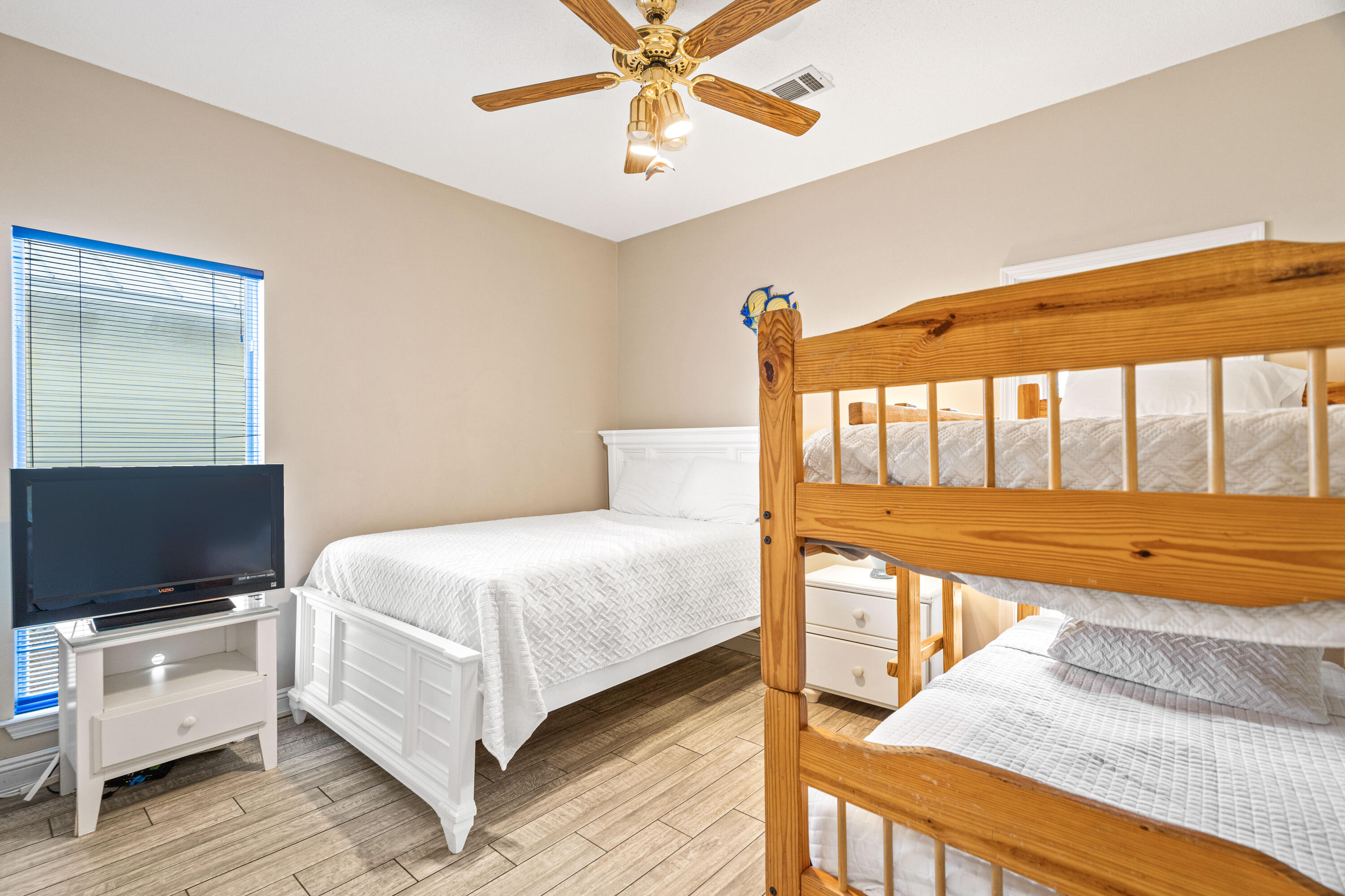 Crystal Beach Cottages Ph II - Residential