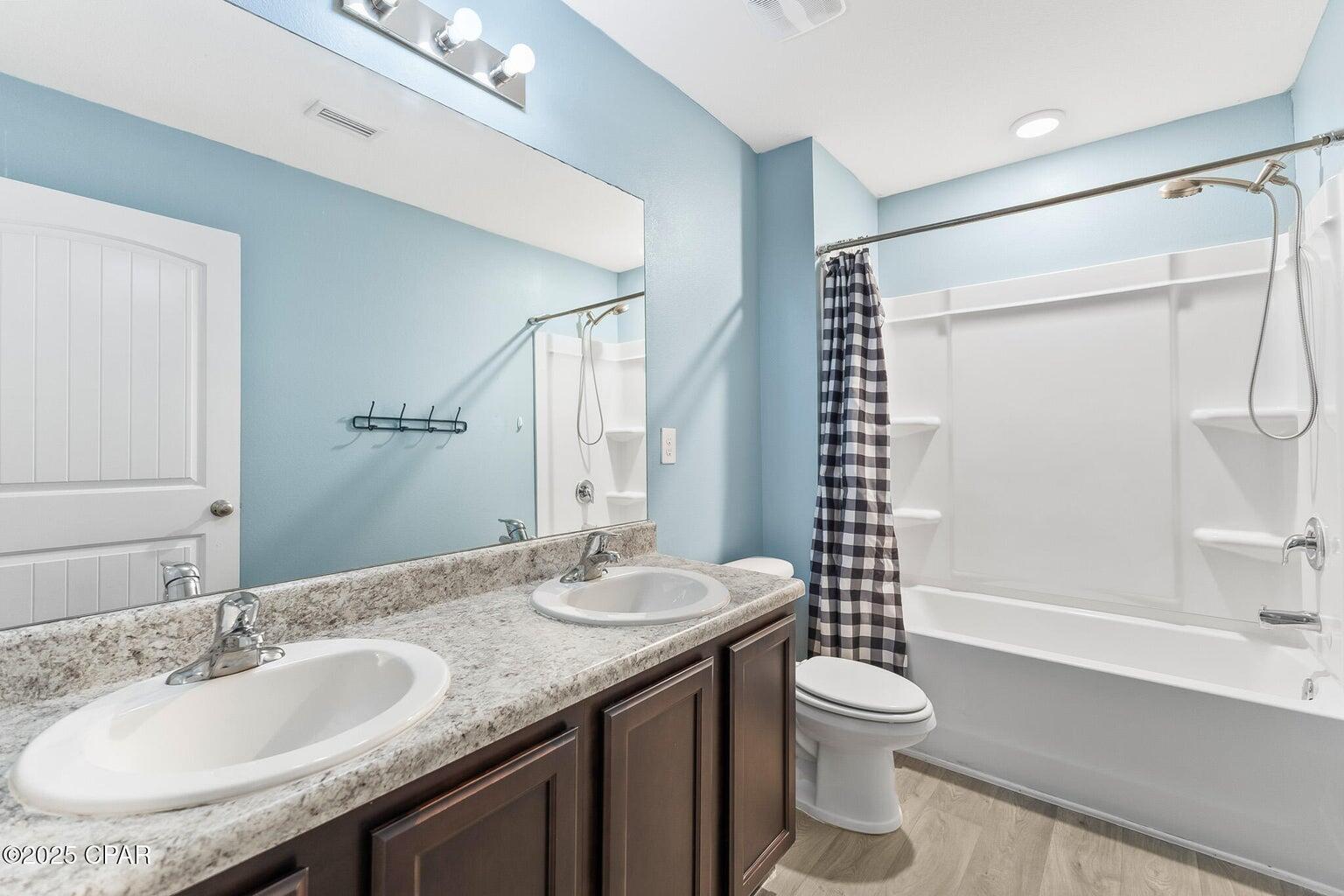 Olde Towne Village - Residential