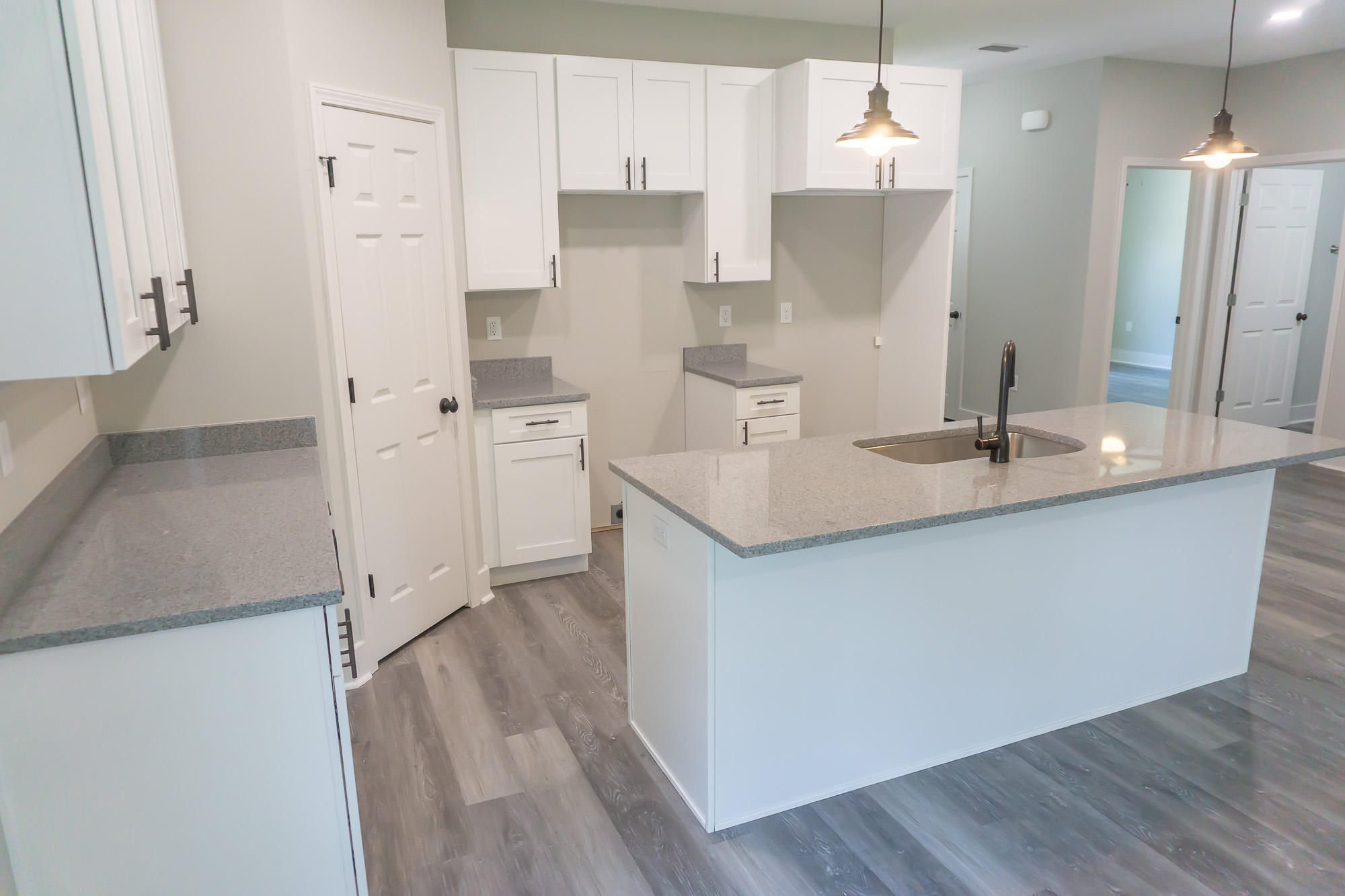 TOWN OF SANTA ROSA - Residential