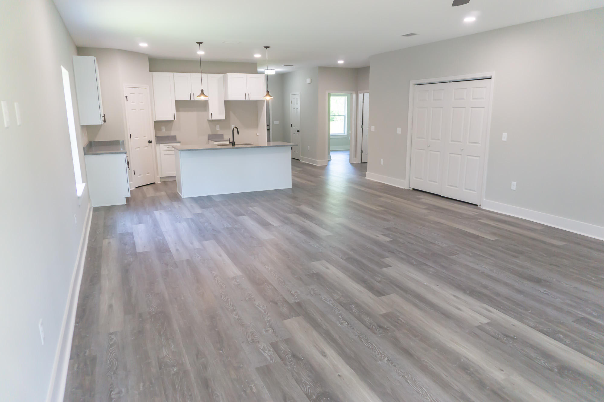 TOWN OF SANTA ROSA - Residential