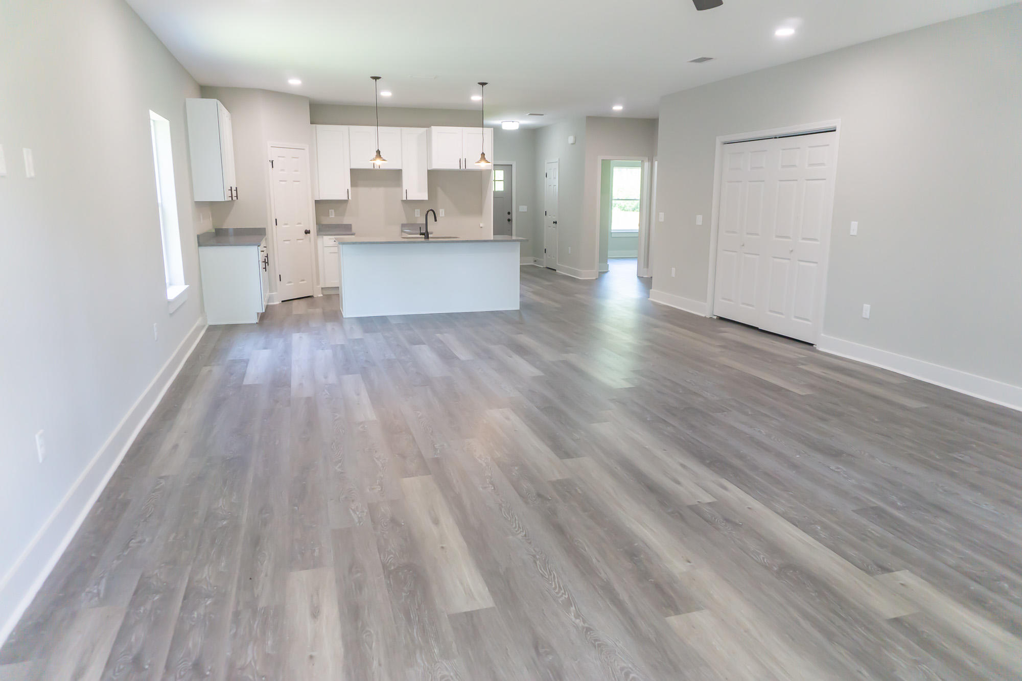 TOWN OF SANTA ROSA - Residential