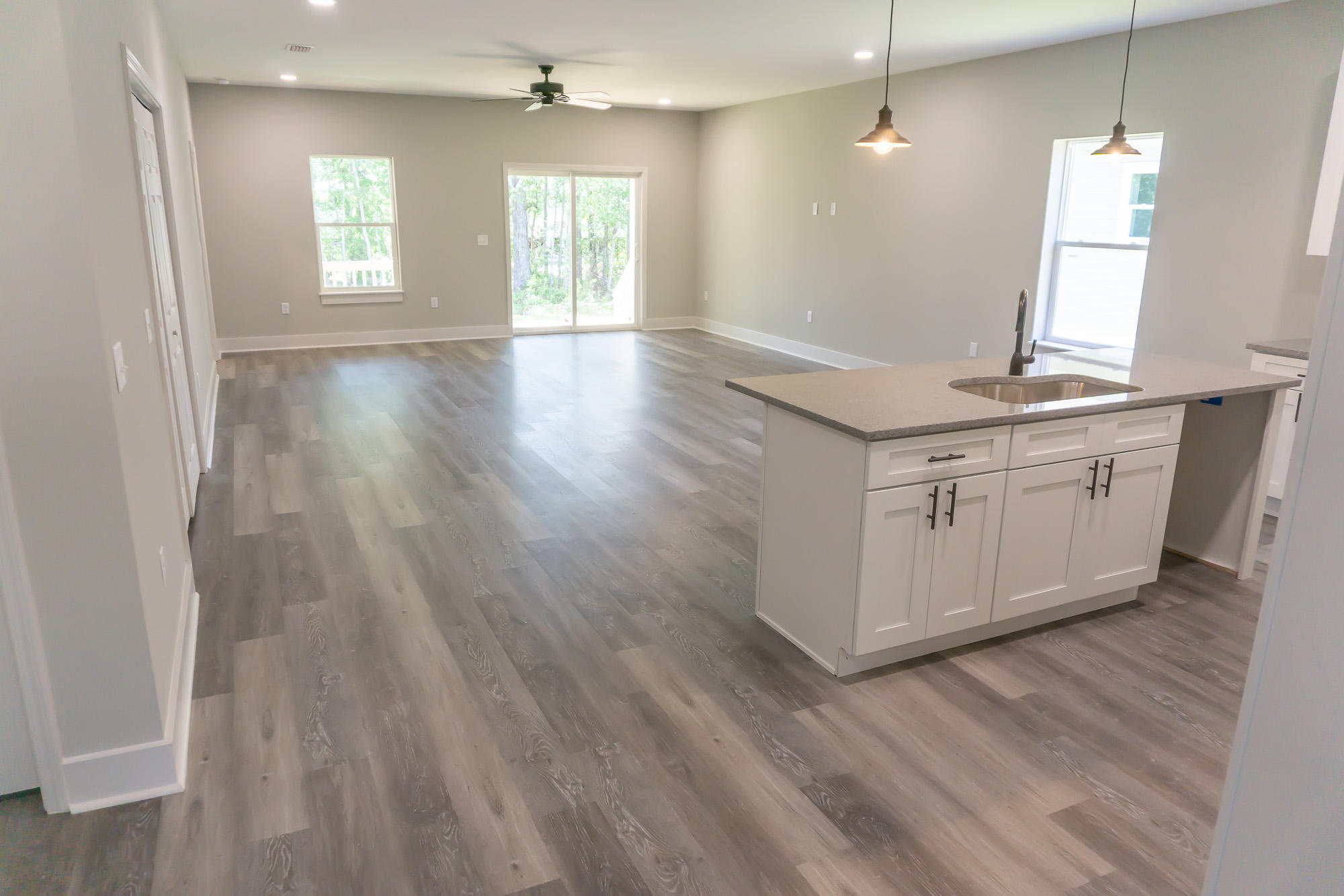 TOWN OF SANTA ROSA - Residential