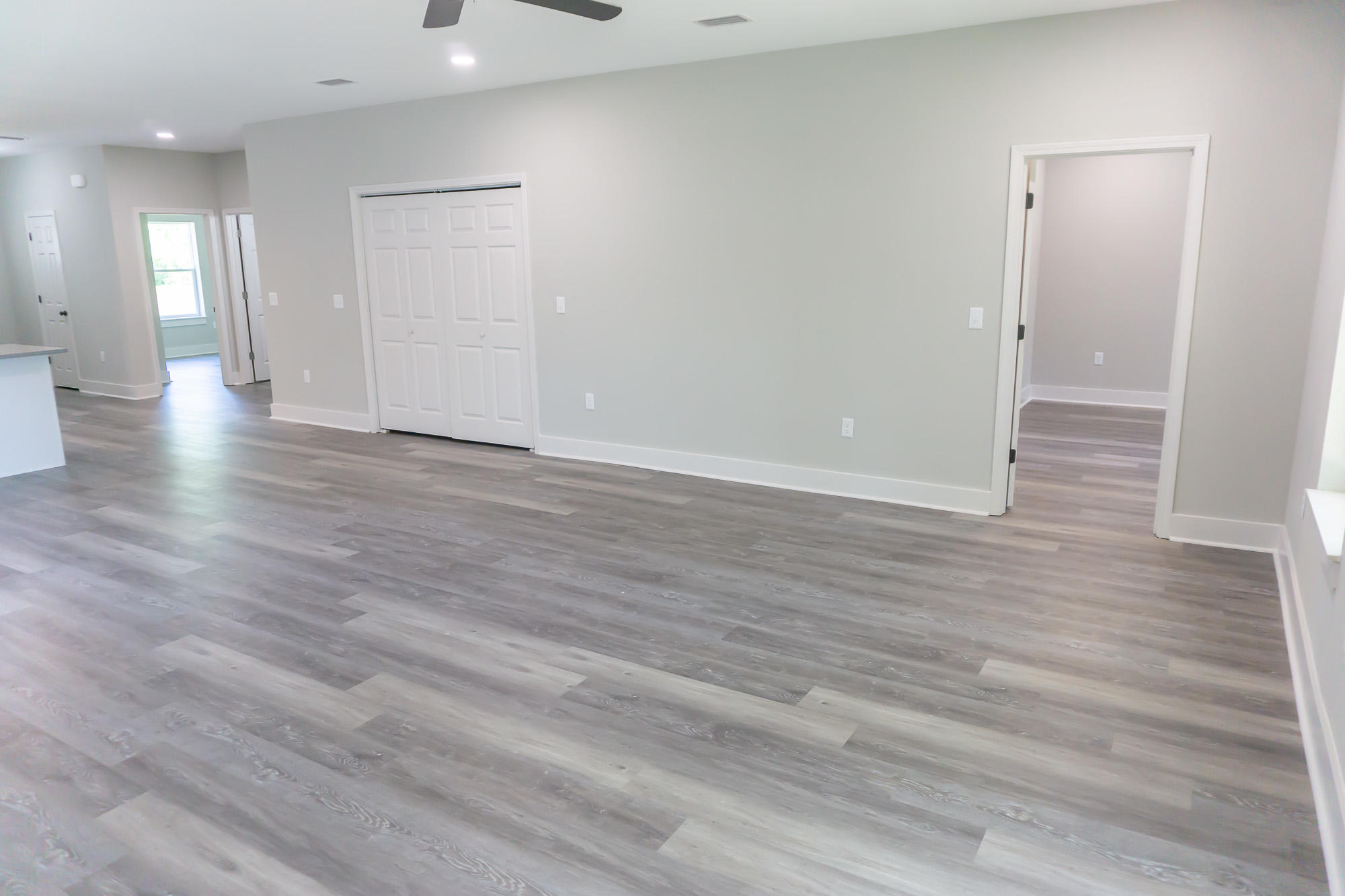 TOWN OF SANTA ROSA - Residential