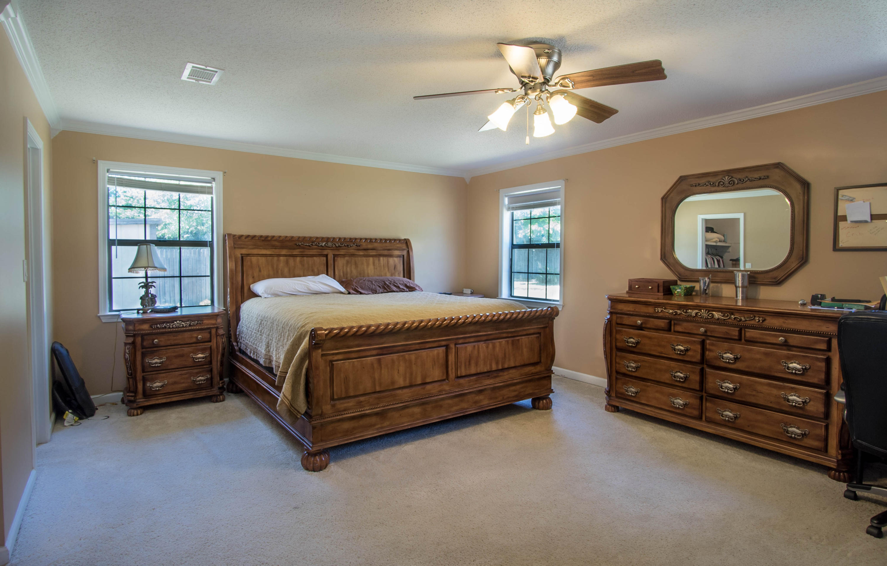 WHISPERWOOD EST - Residential