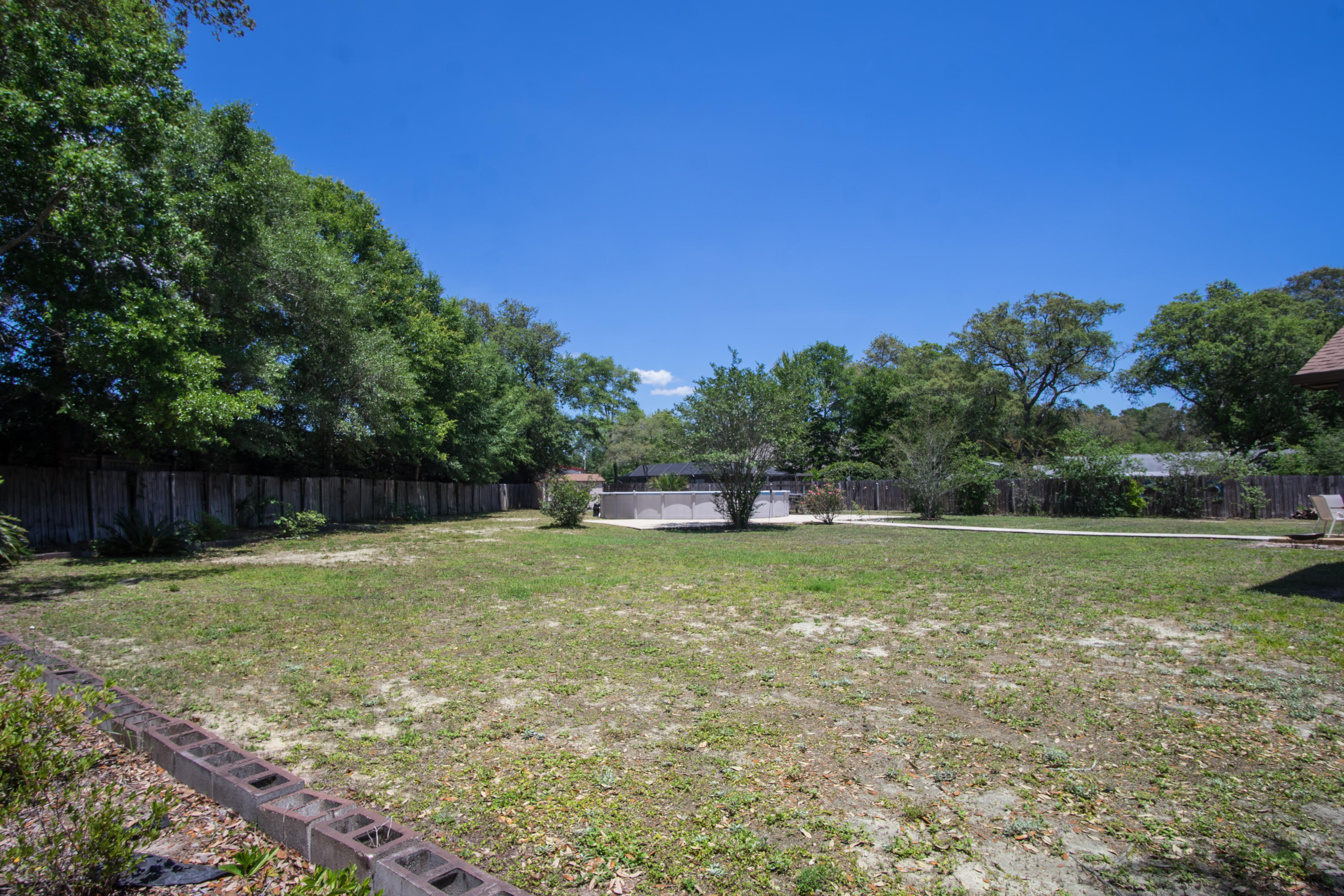 WHISPERWOOD EST - Residential