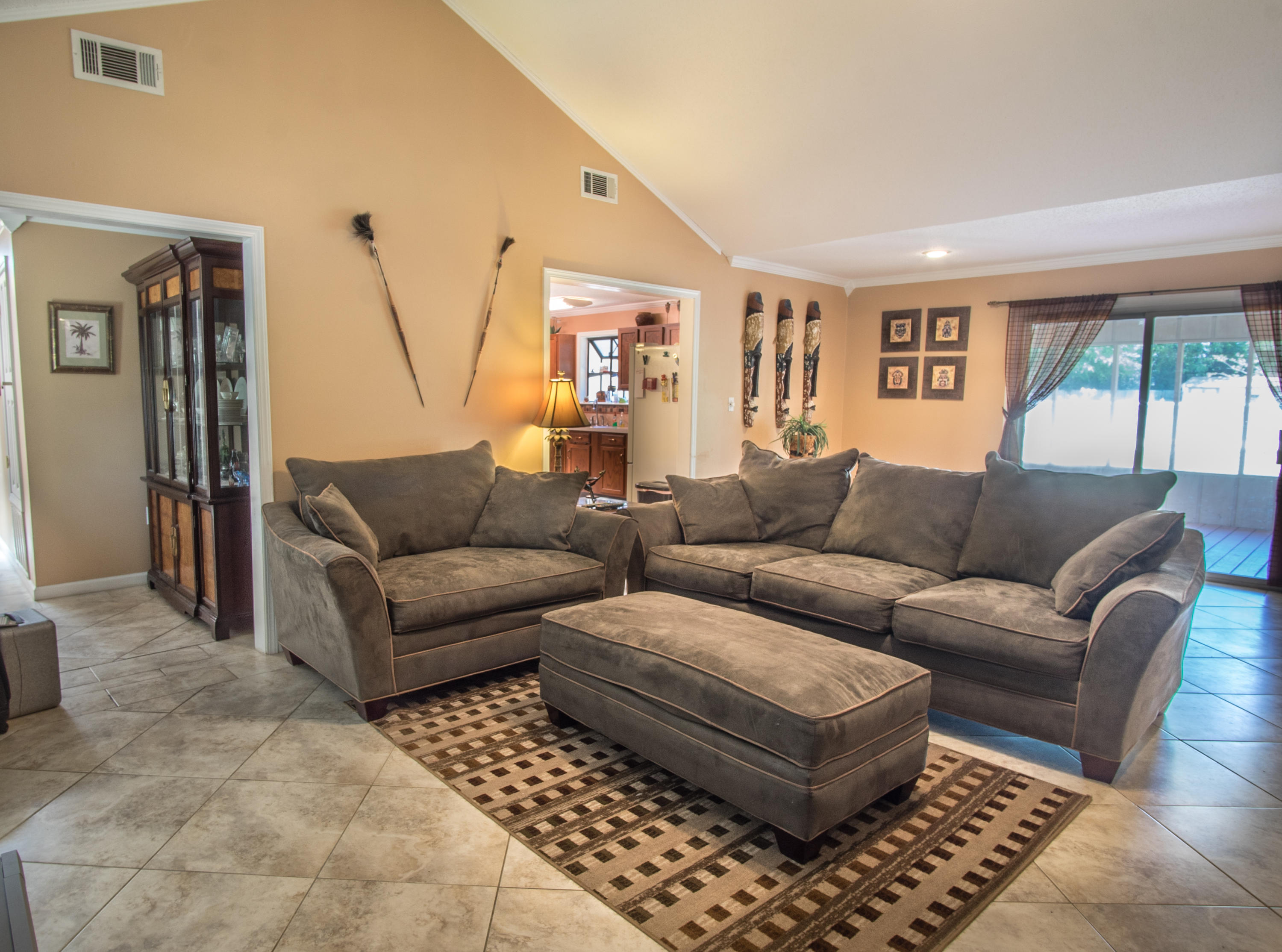 WHISPERWOOD EST - Residential