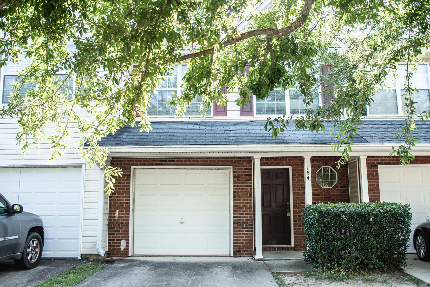 ROLLING PINES - Residential