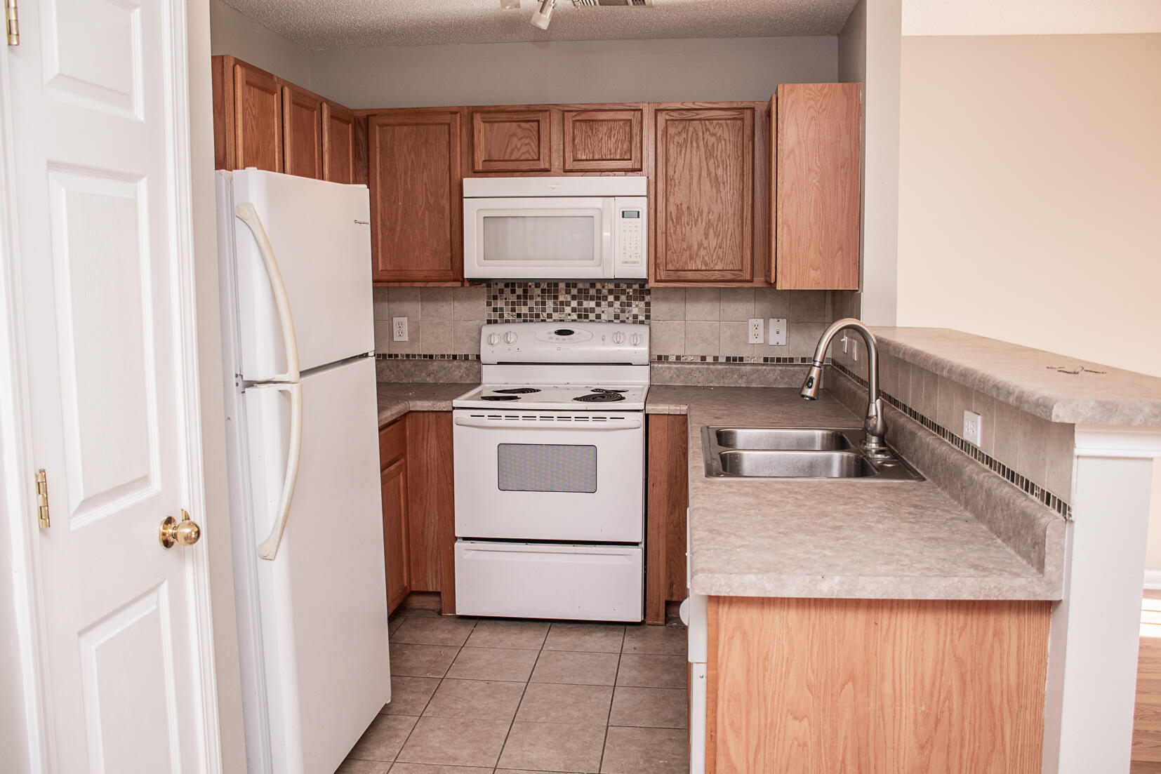 ROLLING PINES - Residential