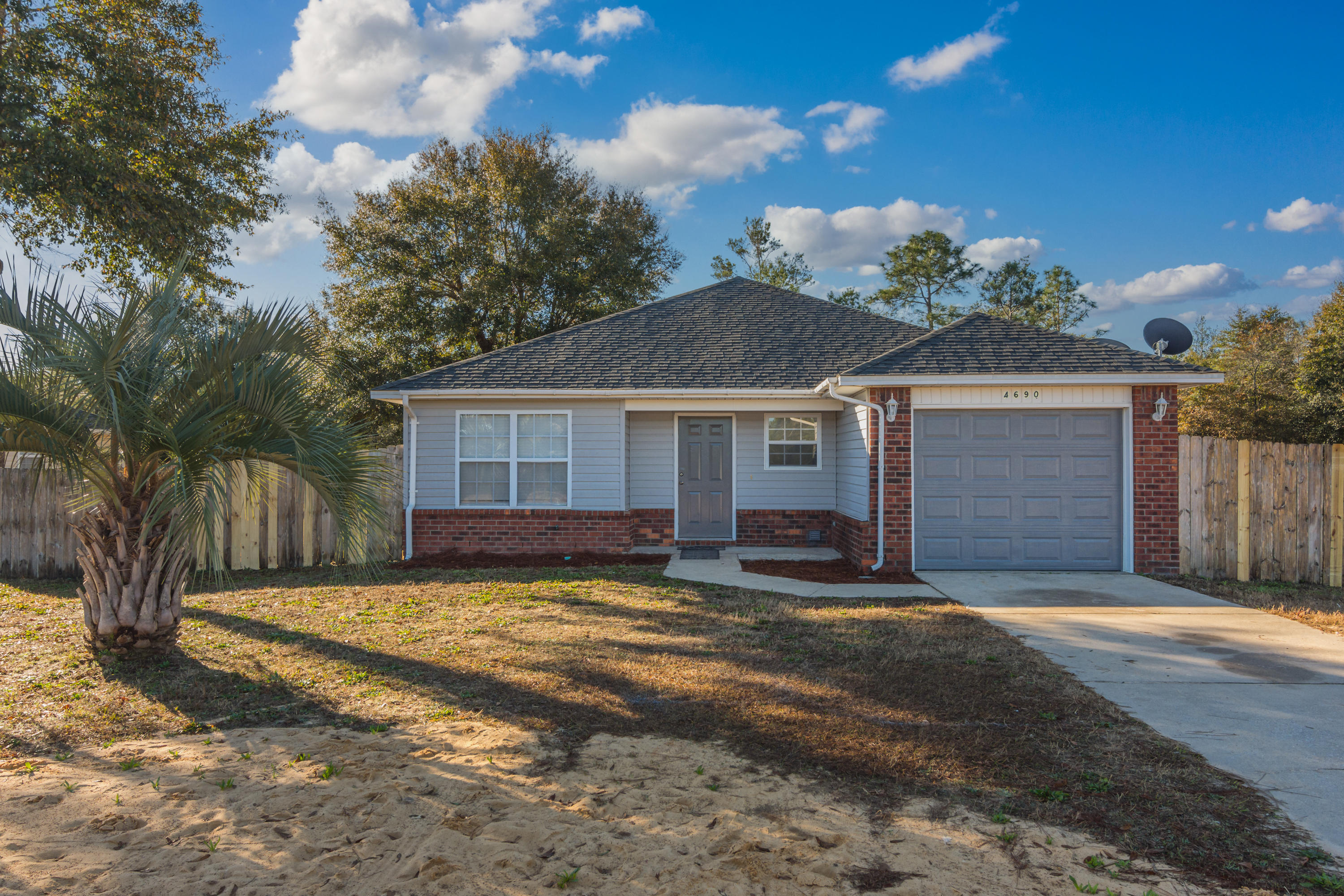 TRIPLE LAKES ESTATES - Residential