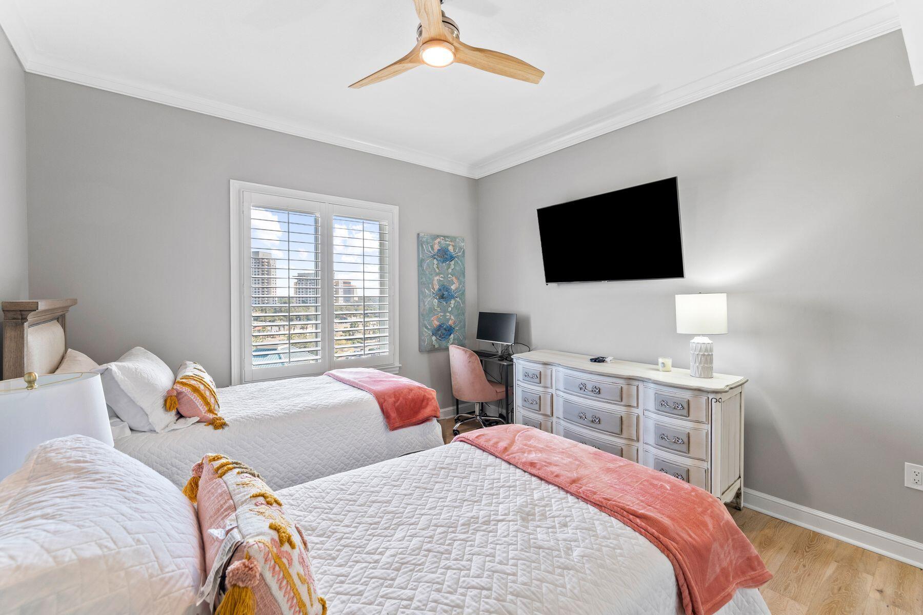 SOUTHWINDS II - Residential