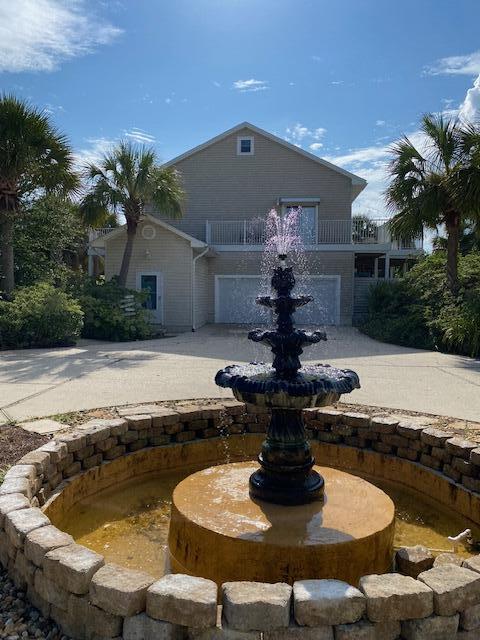 631 Pelican Drive
