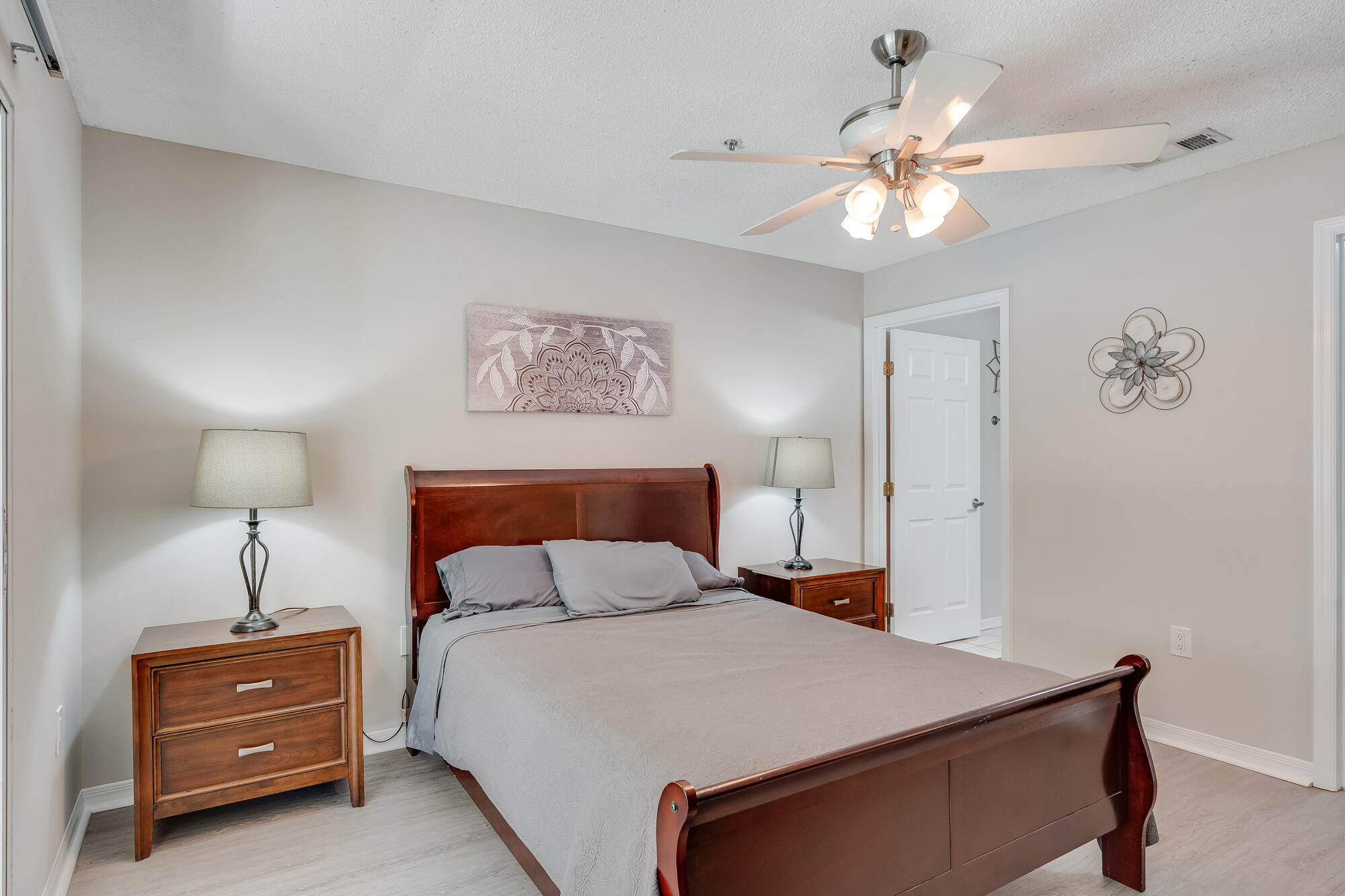 THE FLORIDA CLUB - Residential