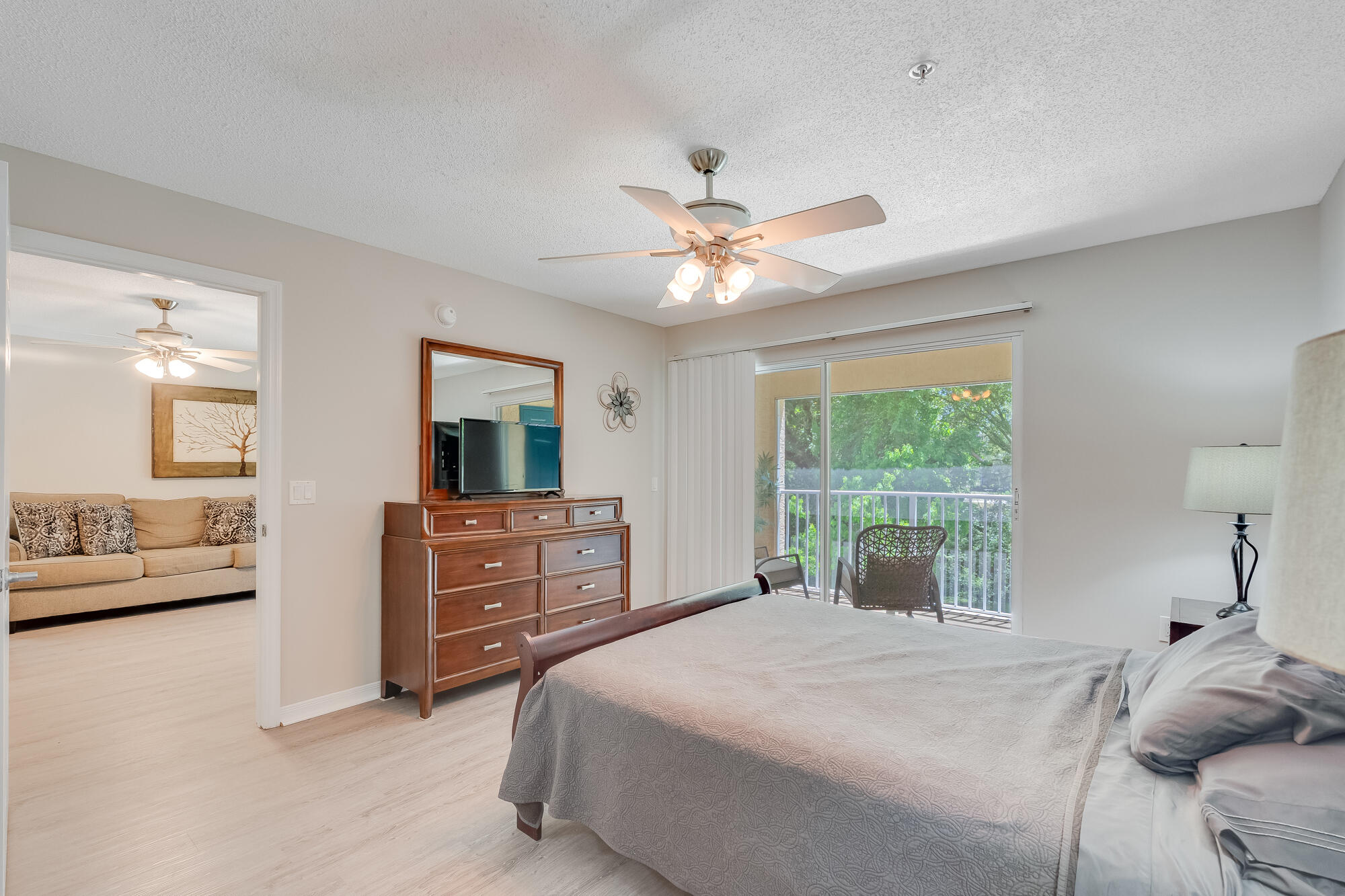 THE FLORIDA CLUB - Residential