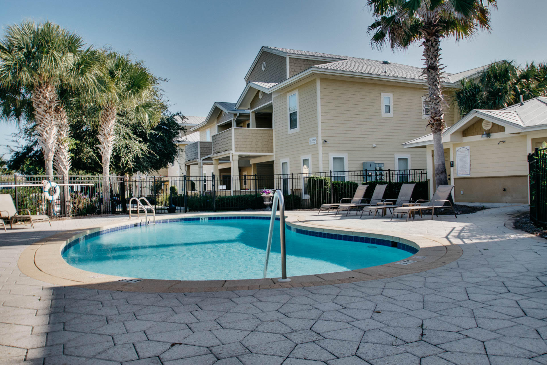 TOPSAIL VILLAGE - Residential