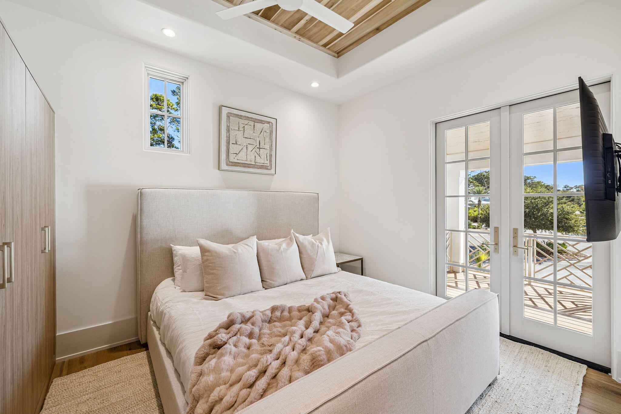 SWEET BAY - Residential