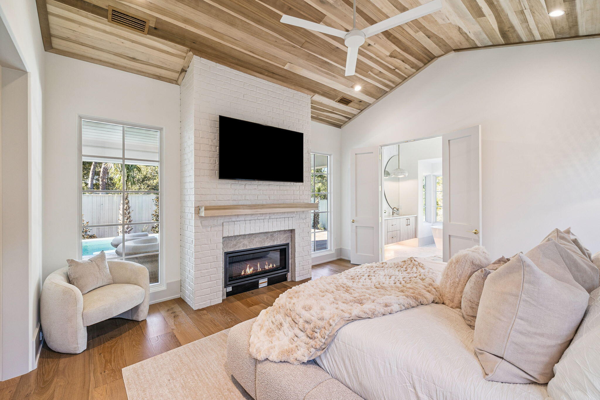 SWEET BAY - Residential