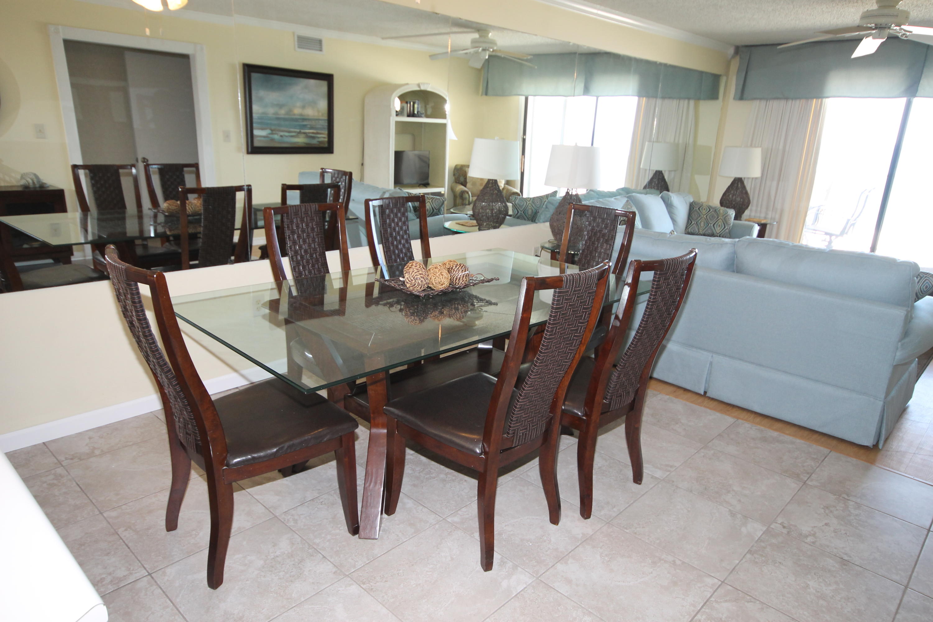 REGENCY TOWERS - Residential