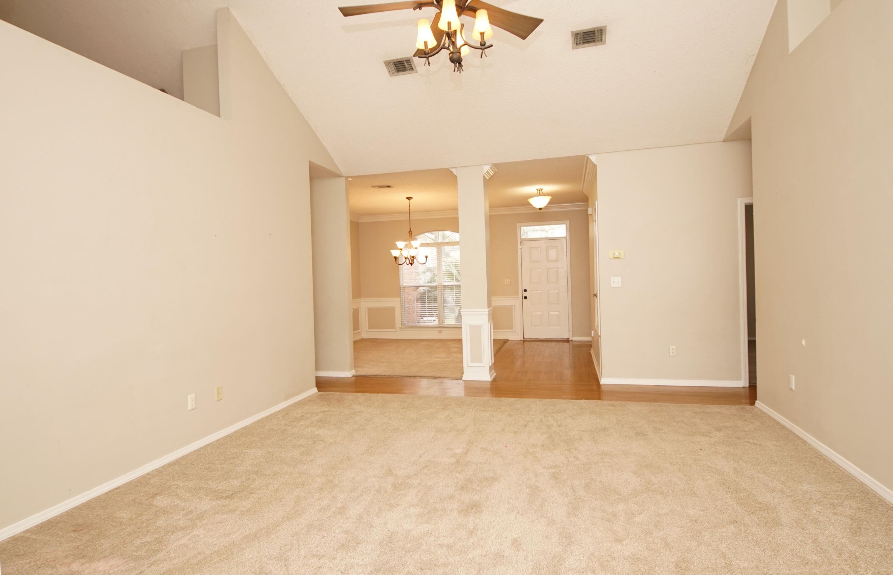 HIDDEN LAKES - Residential