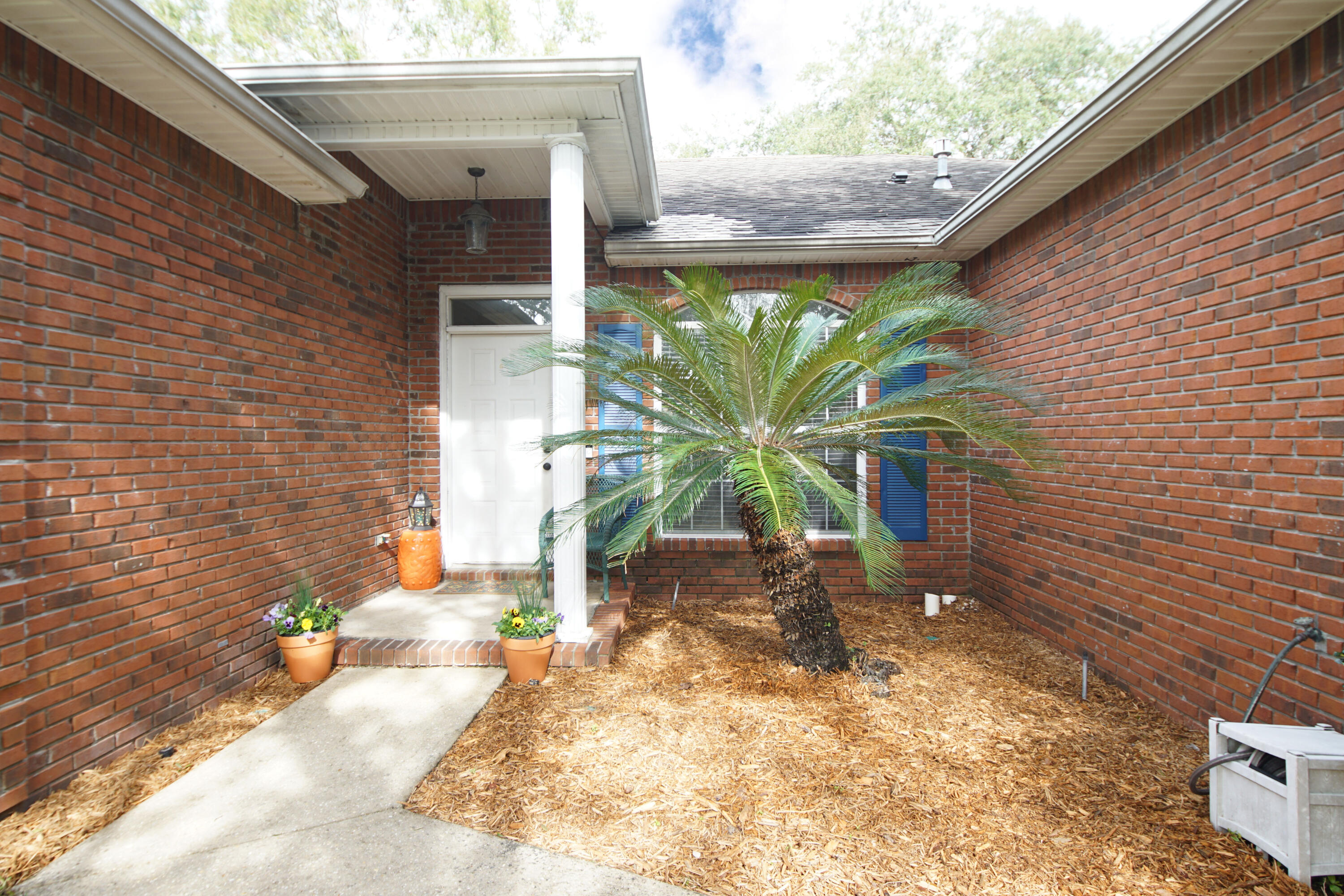 HIDDEN LAKES - Residential