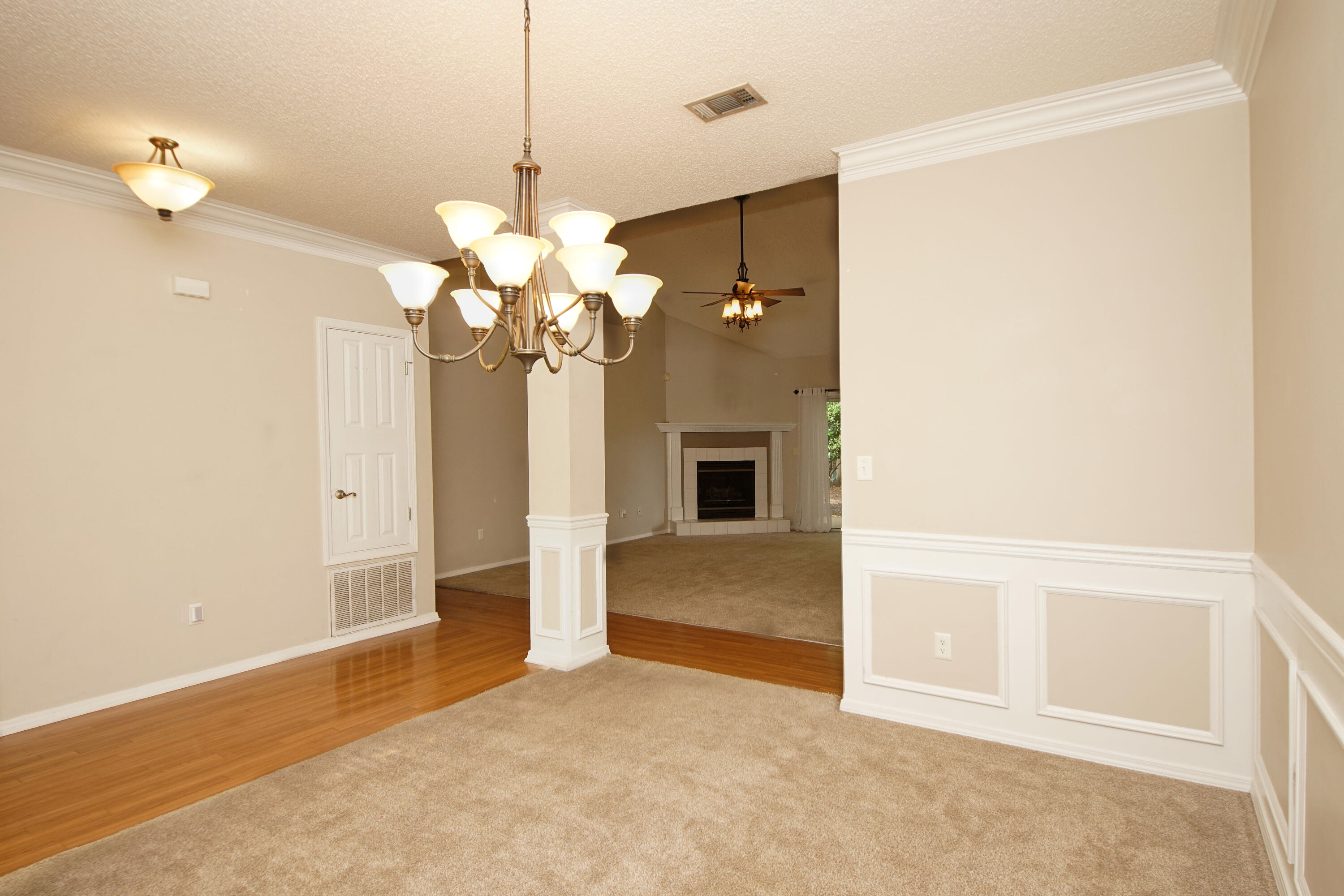 HIDDEN LAKES - Residential